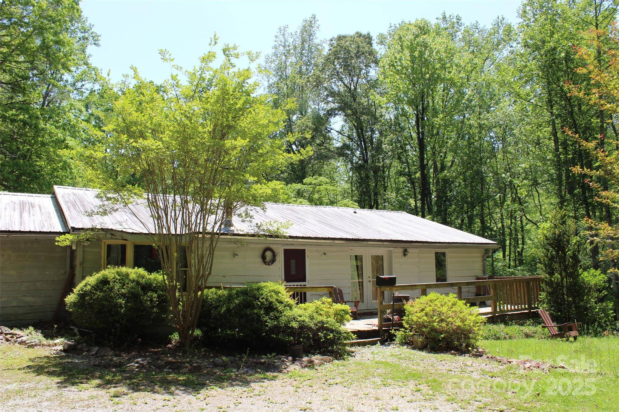 Columbus, NC 28722,235 Keller Creek RD