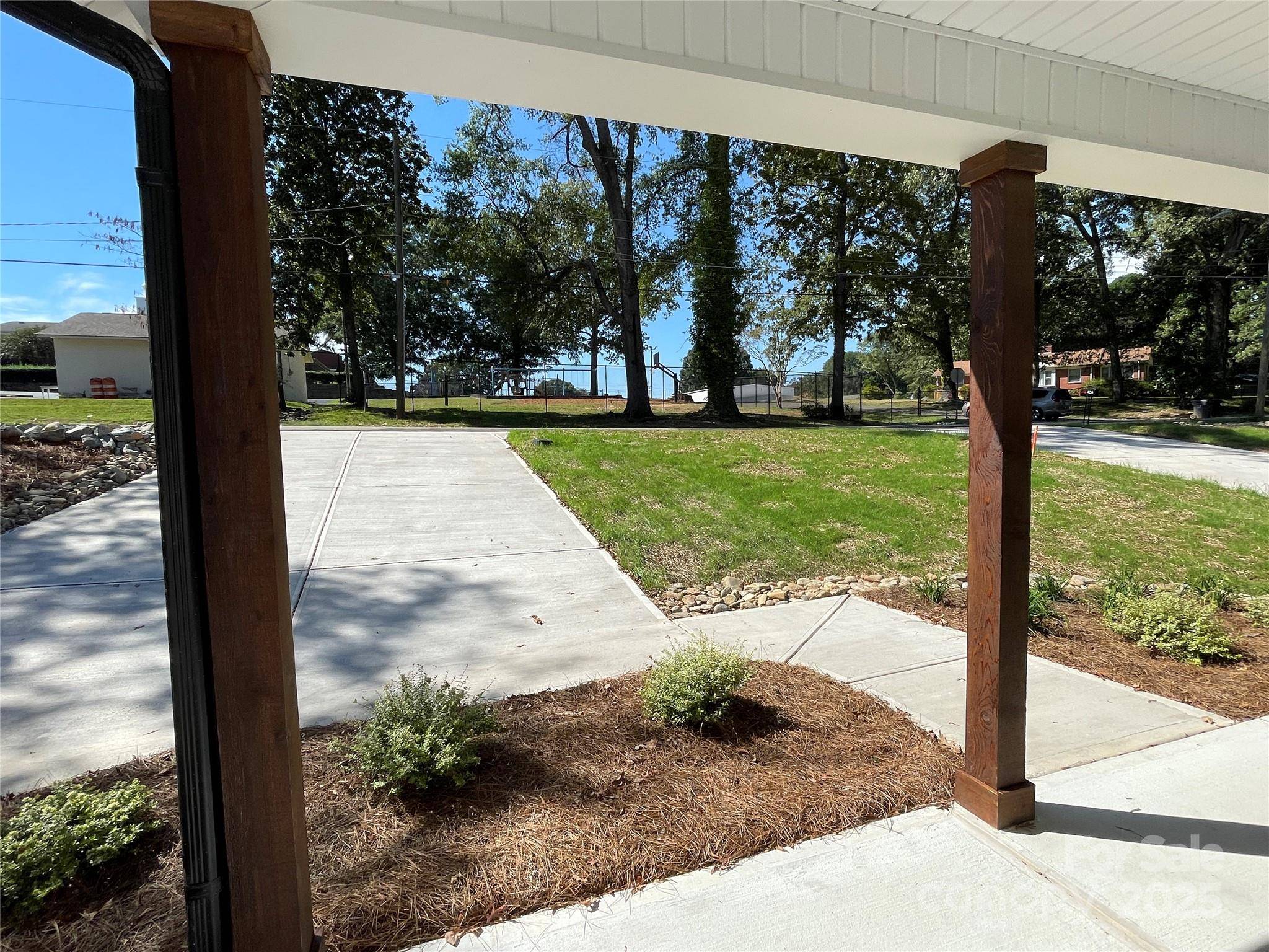 Stanley, NC 28164,404 N Peterson ST