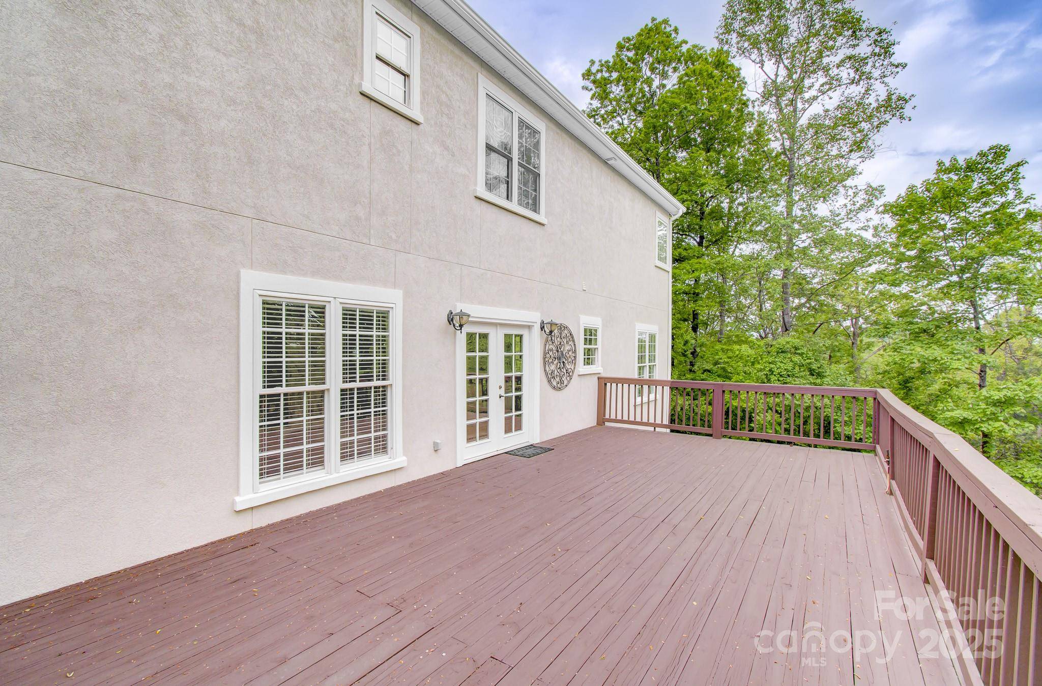 Hendersonville, NC 28792,208 Bragg CT