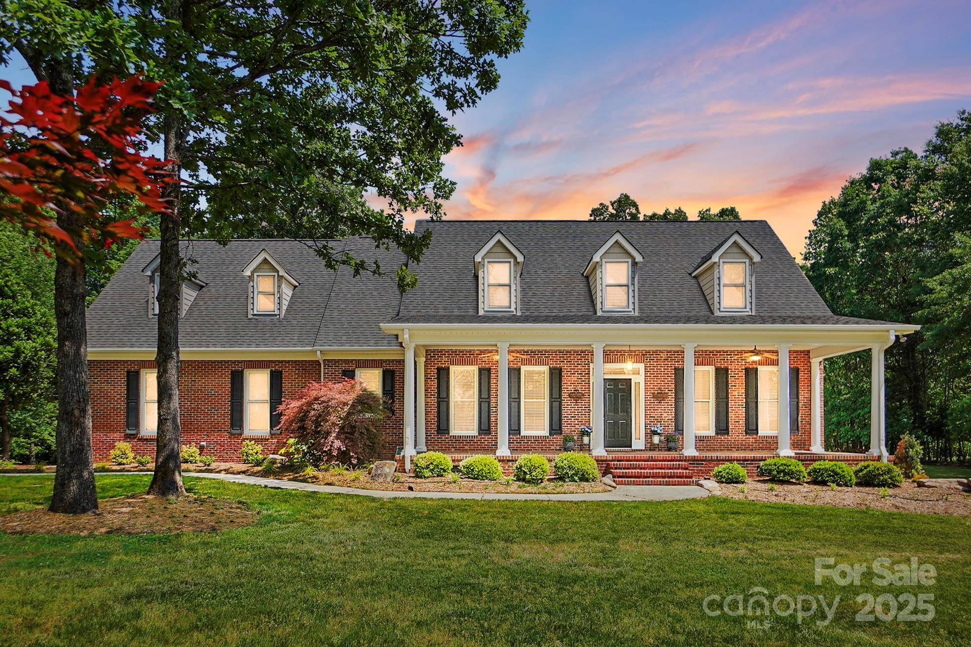 Concord, NC 28025,4570 Chanel CT