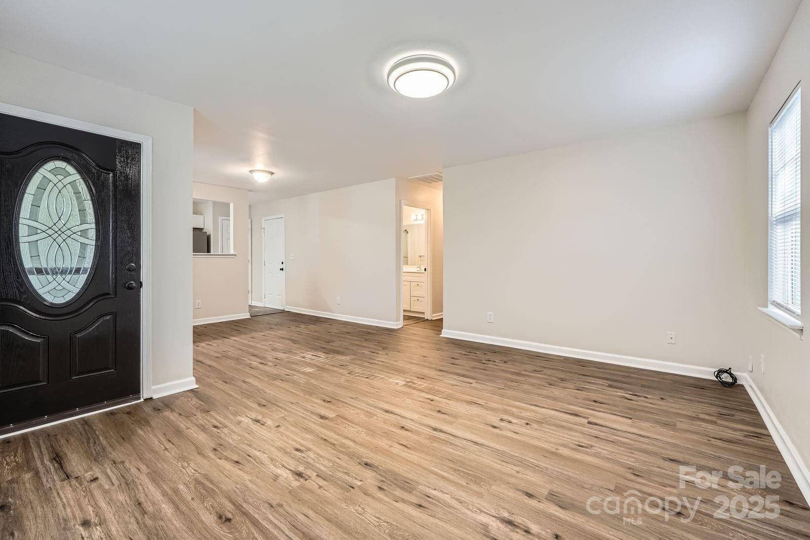 Charlotte, NC 28216,2424 Pitts DR