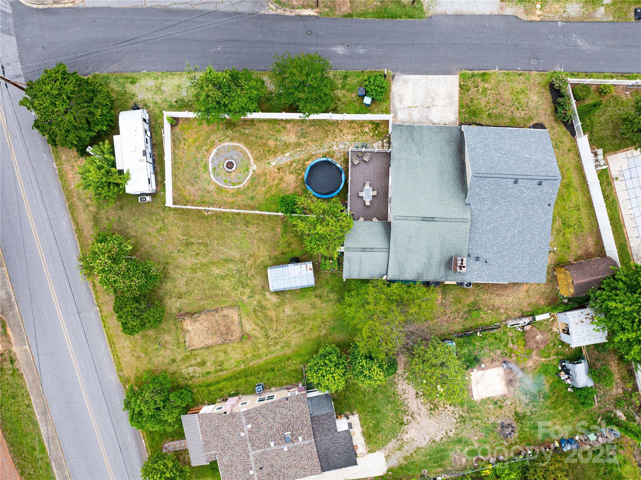 Valdese, NC 28690,804 Rostan ST SE