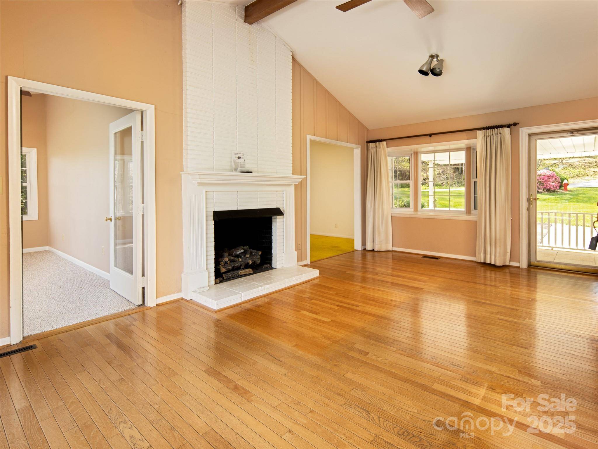 Brevard, NC 28712,196 Woodland TER