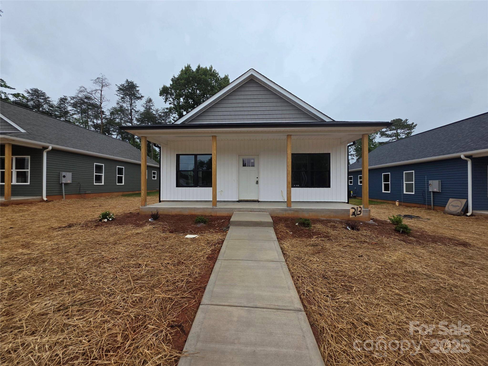 Kings Mountain, NC 28086,213 Benfield RD