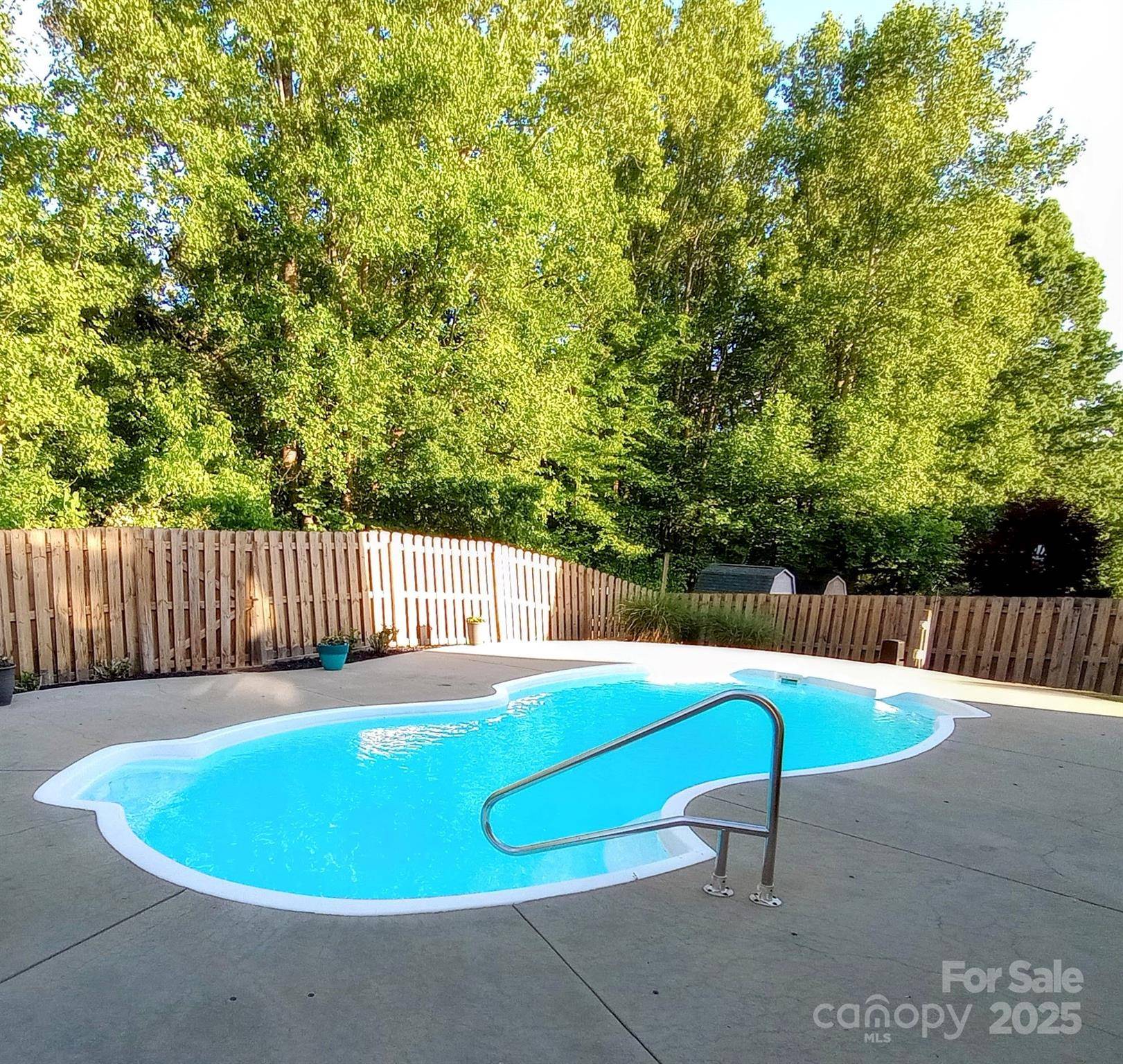 Mooresville, NC 28115,136 Elba DR