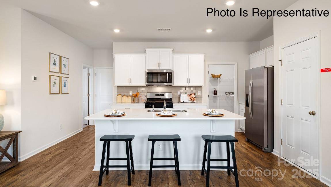 Statesville, NC 28677,135 Meadow View DR