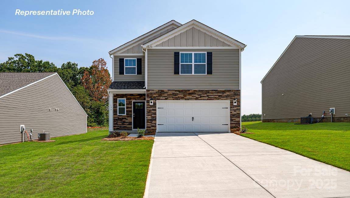 Hickory, NC 28601,502 13th Avenue DR NE