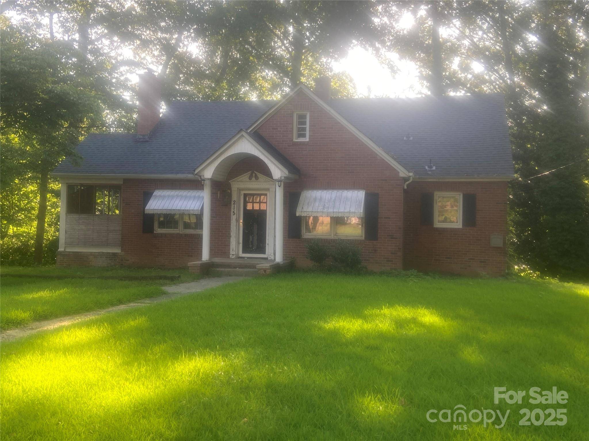 Gastonia, NC 28054,215 S Belvedere AVE