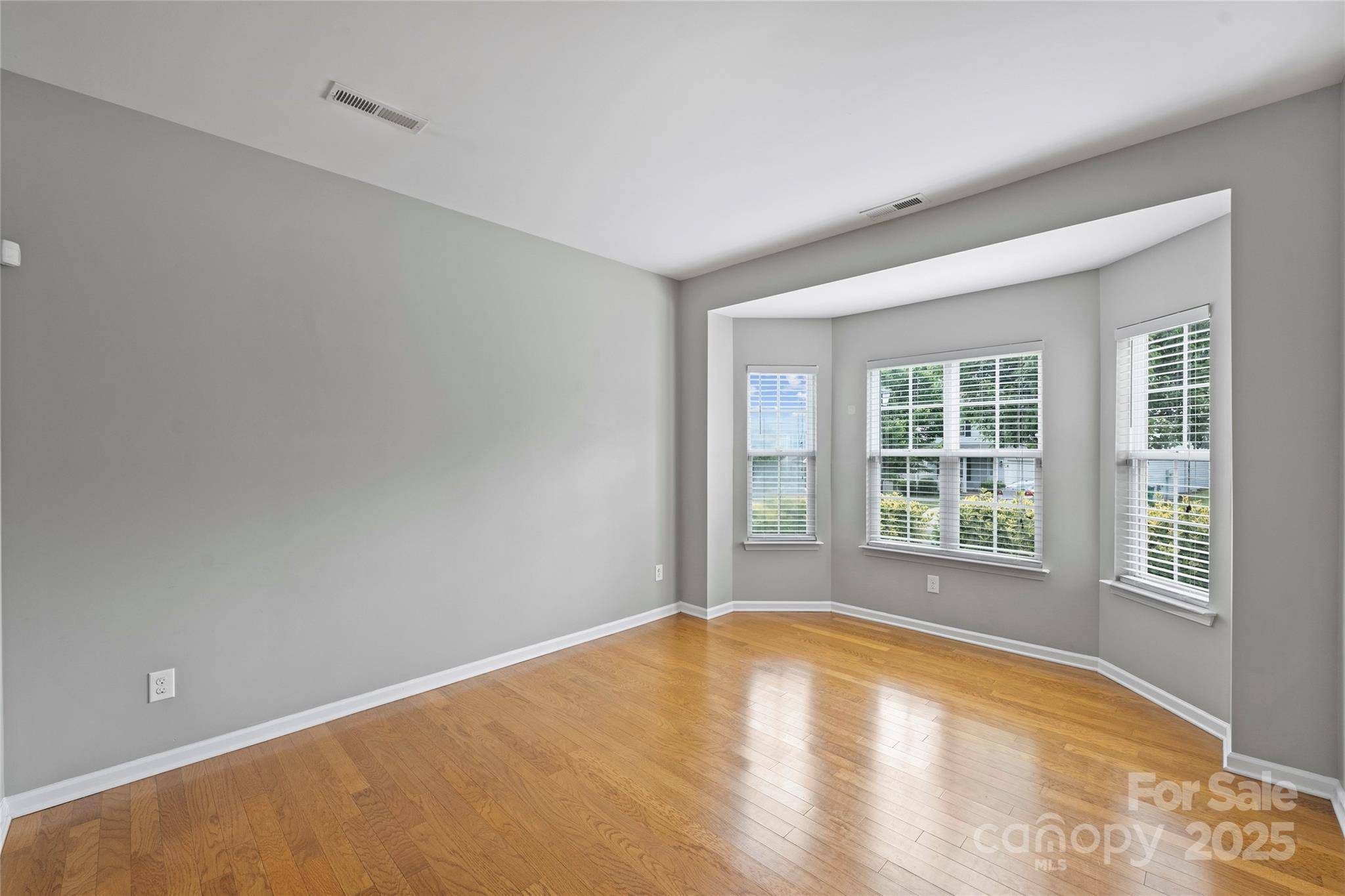 Charlotte, NC 28215,9321 Bradstreet Commons WAY