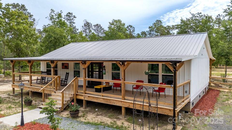 Kershaw, SC 29067,735 Fletcher DR