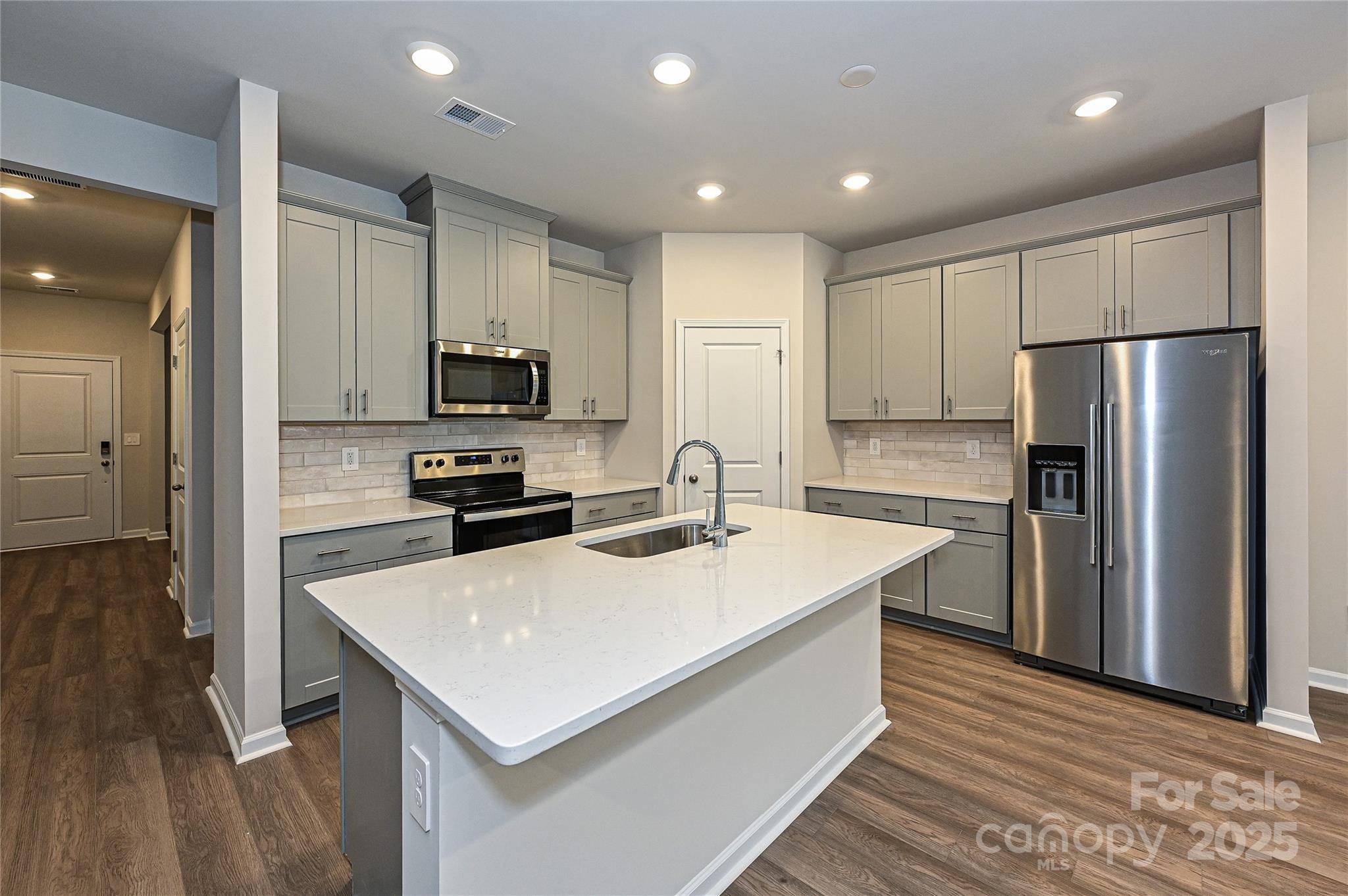 Newton, NC 28658,2155 Sunflower CIR
