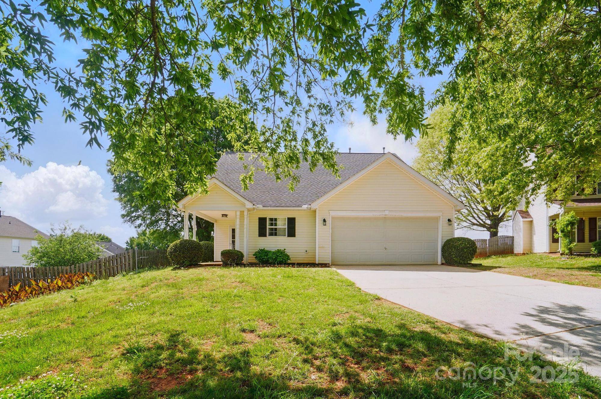 Charlotte, NC 28215,9711 Castle Terrace CT
