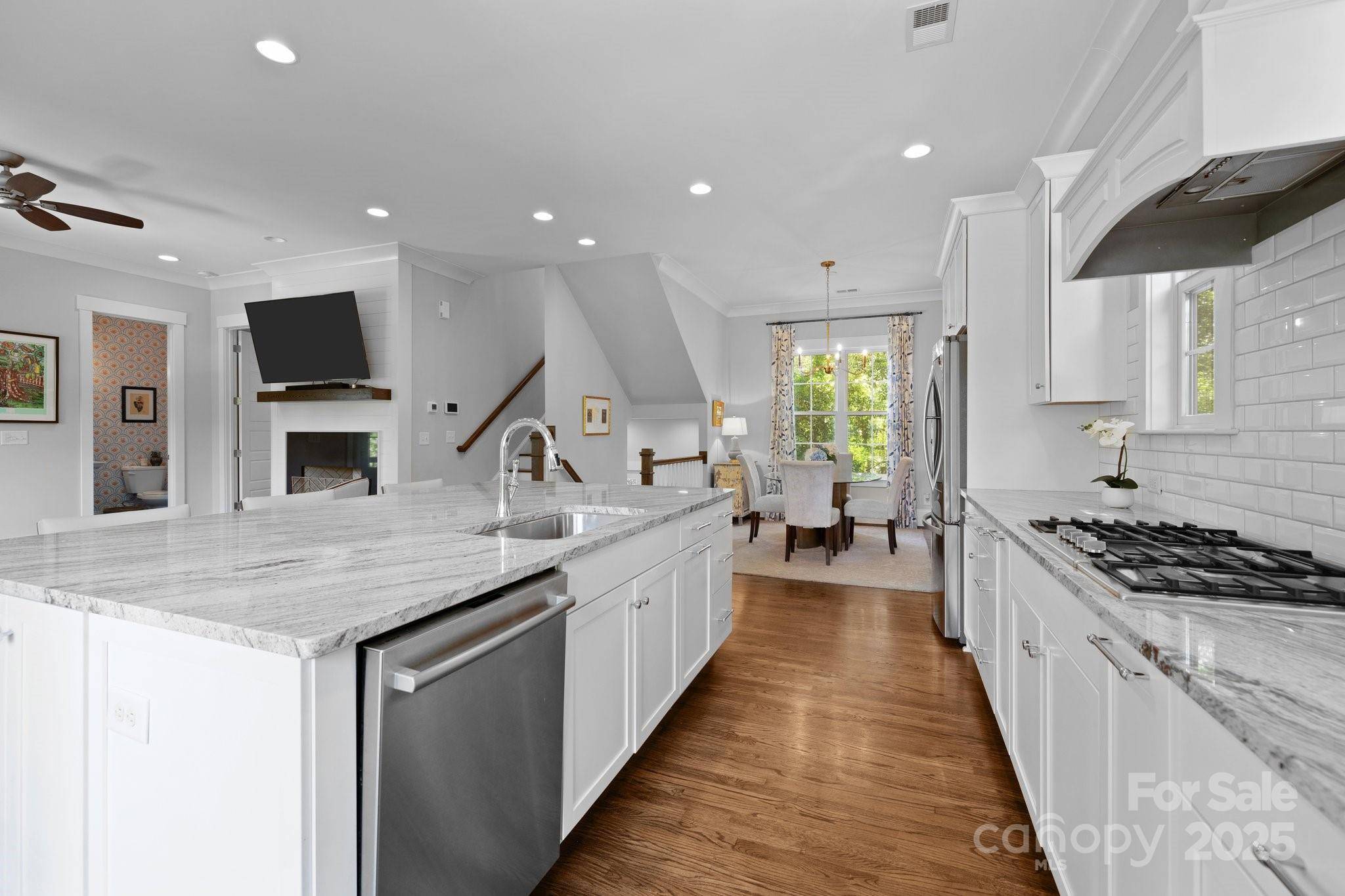 Charlotte, NC 28209,2925 Westfield RD