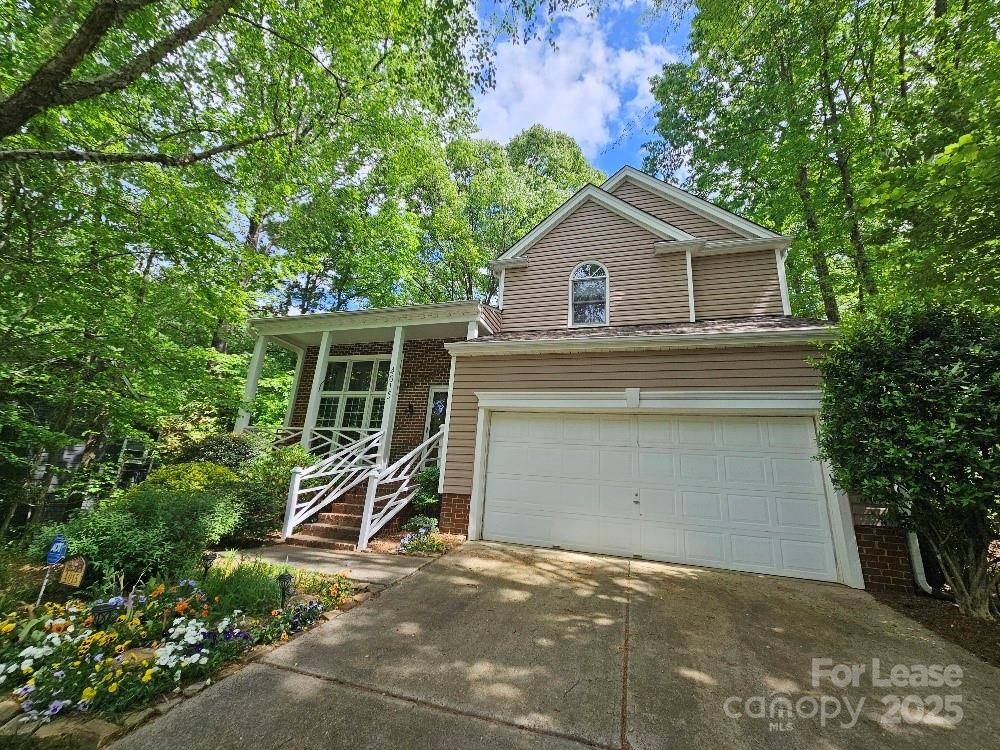 Charlotte, NC 28269,4015 Brownes Ferry RD