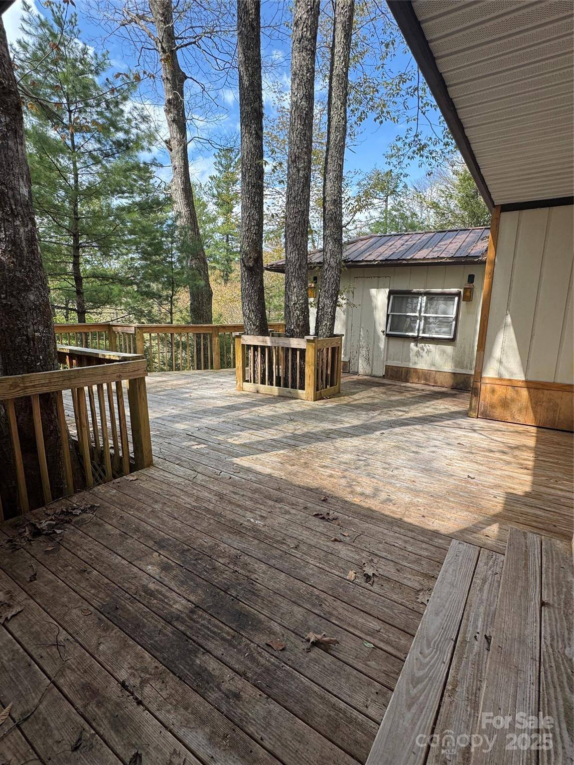 Newland, NC 28657,58 Sourwood Knoll