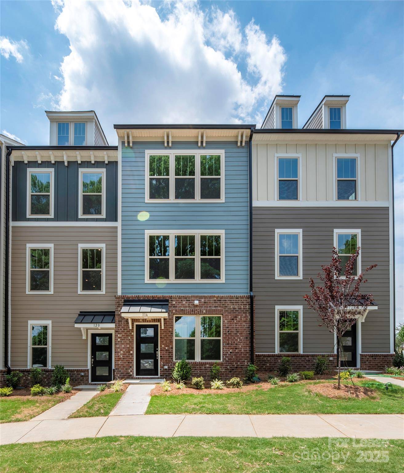 Charlotte, NC 28208,116 Judson AVE