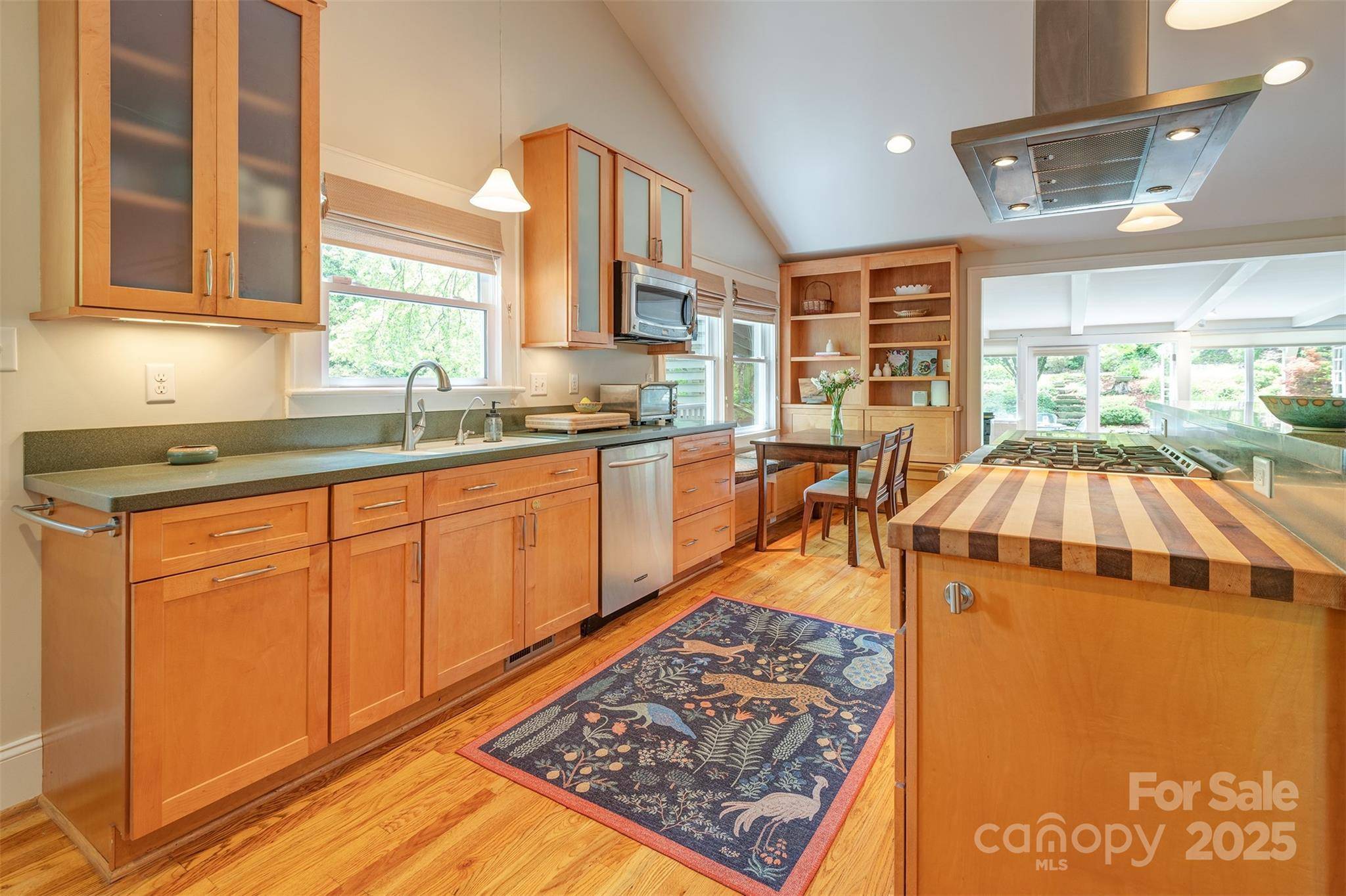 Asheville, NC 28804,47 Lakeview RD