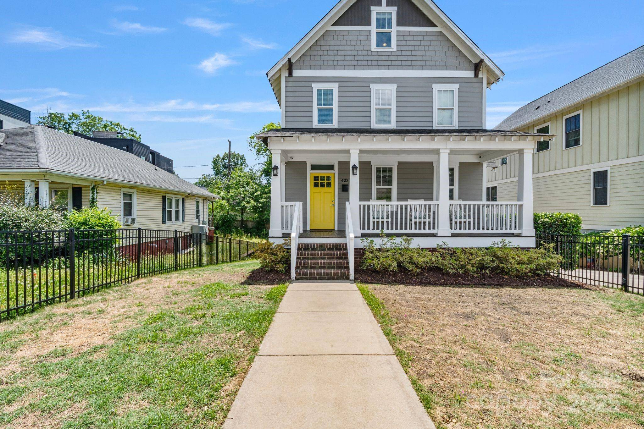 Charlotte, NC 28208,423 State ST