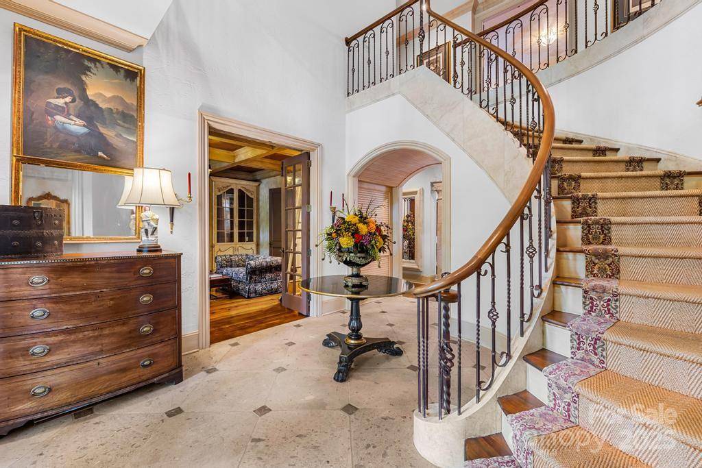 Charlotte, NC 28211,4523 Fox Brook LN