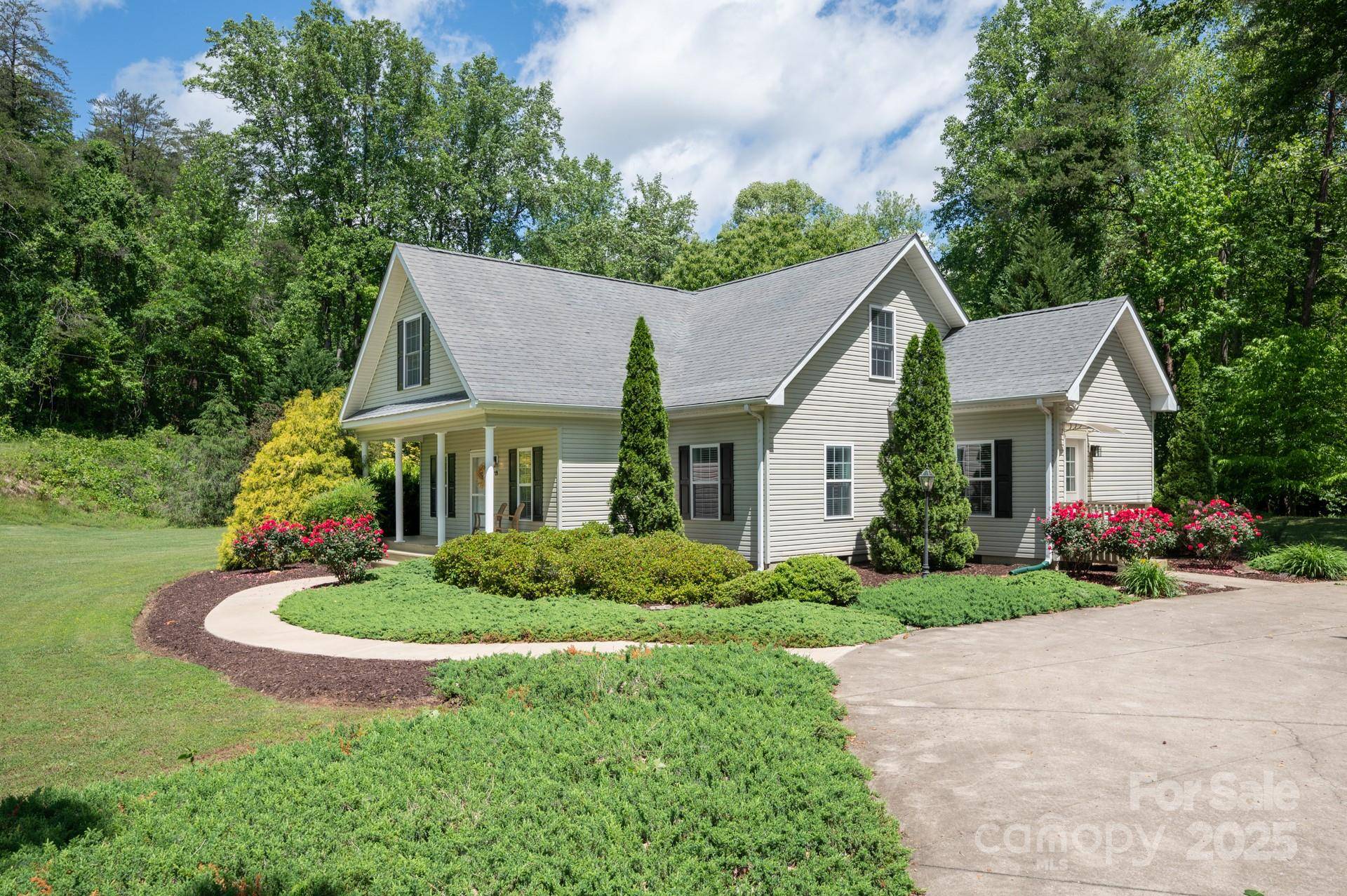 Columbus, NC 28722,19 Lynnbrook WAY
