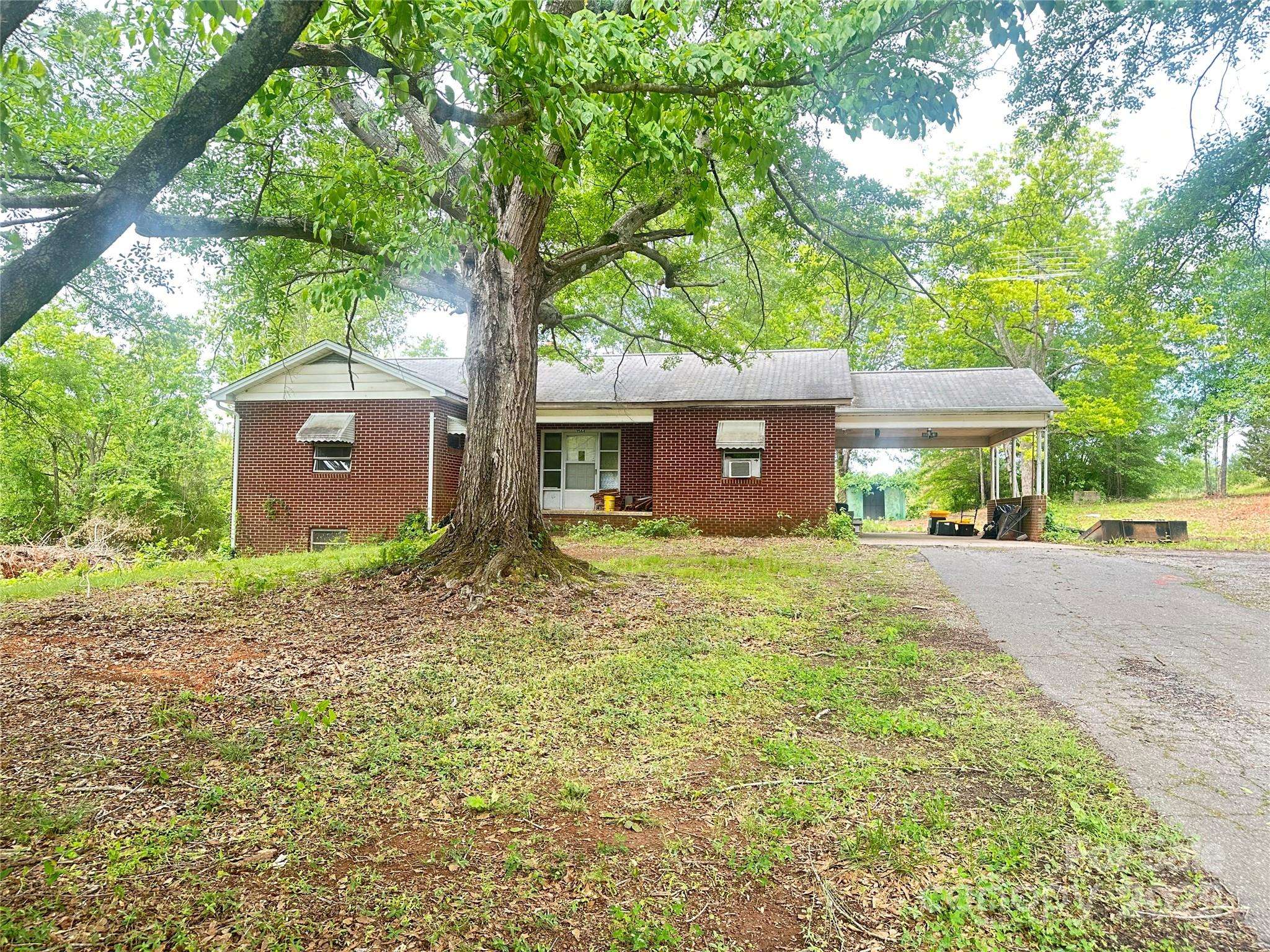 Forest City, NC 28043,1564 Oakland RD