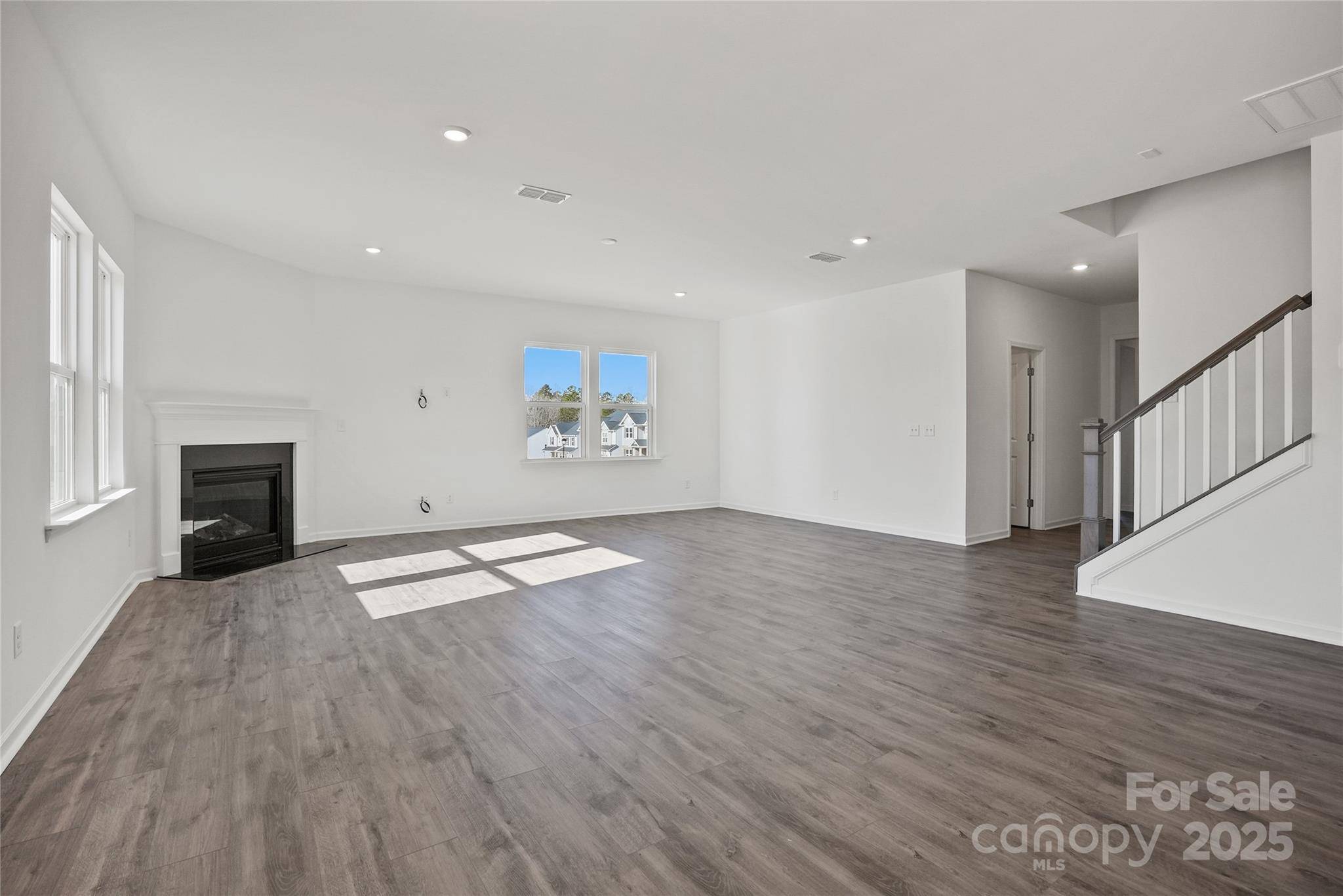 Huntersville, NC 28078,14113 New Crest LN #162