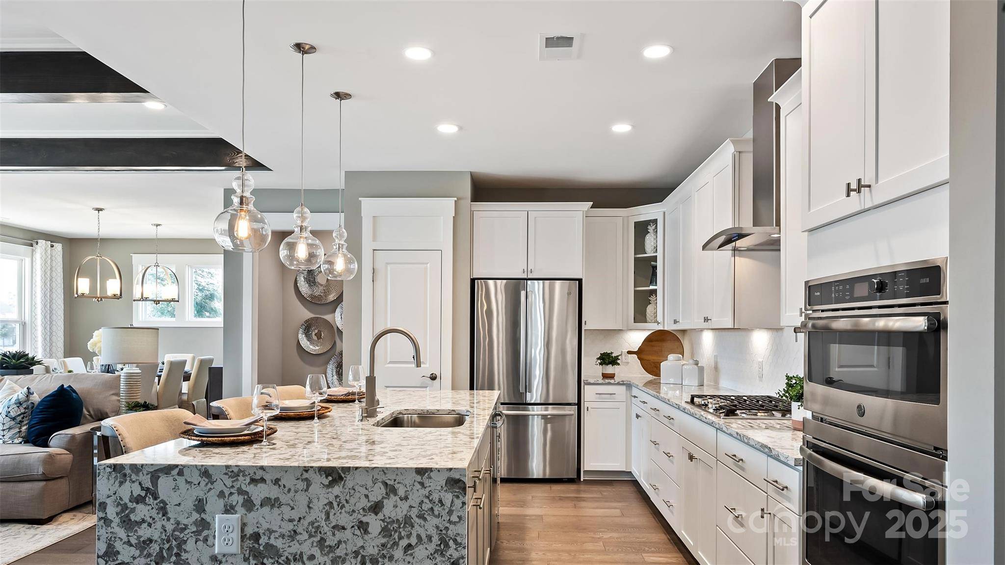 Charlotte, NC 28215,13241 Cozy CT