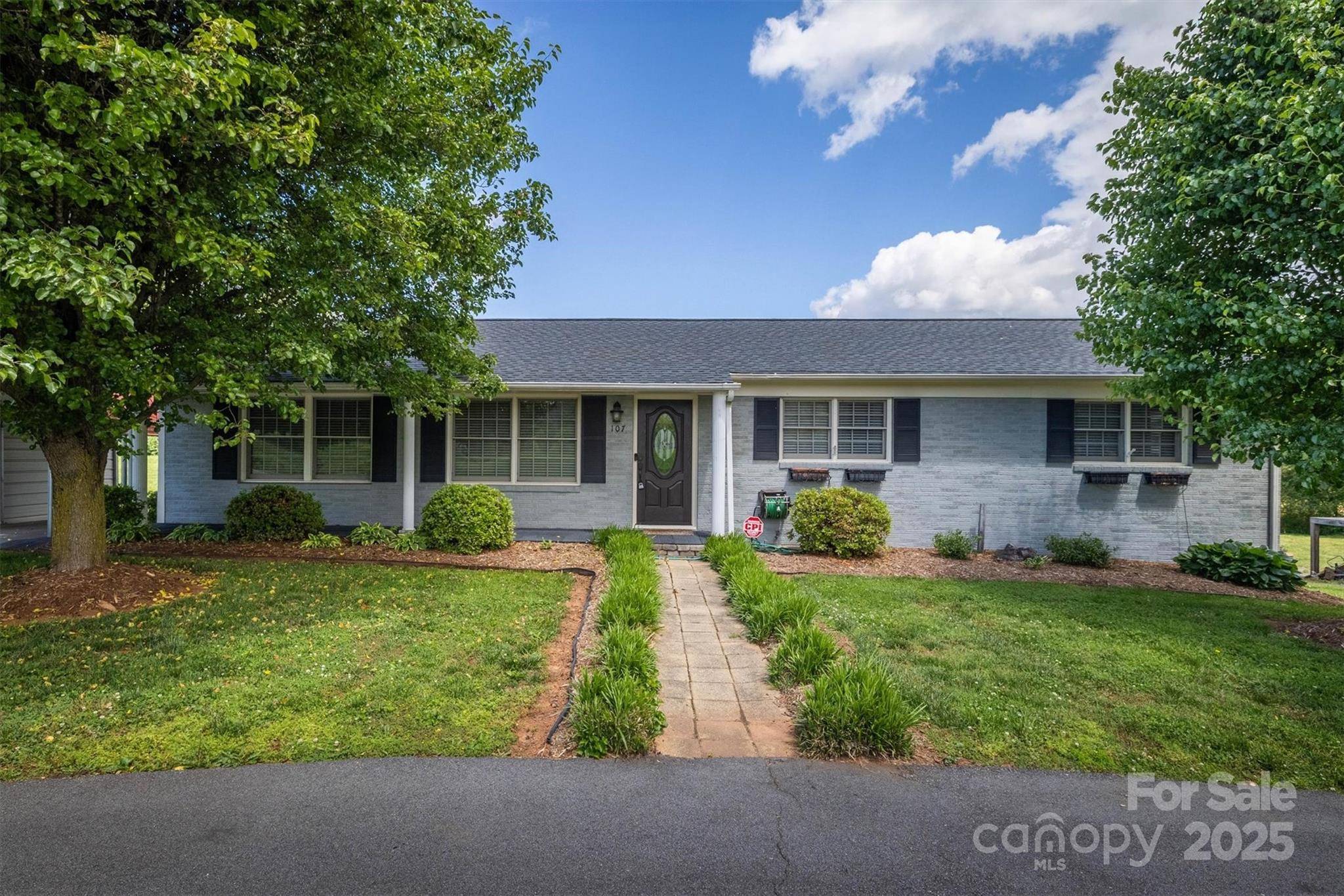 Morganton, NC 28655,107 Pete Brittain RD