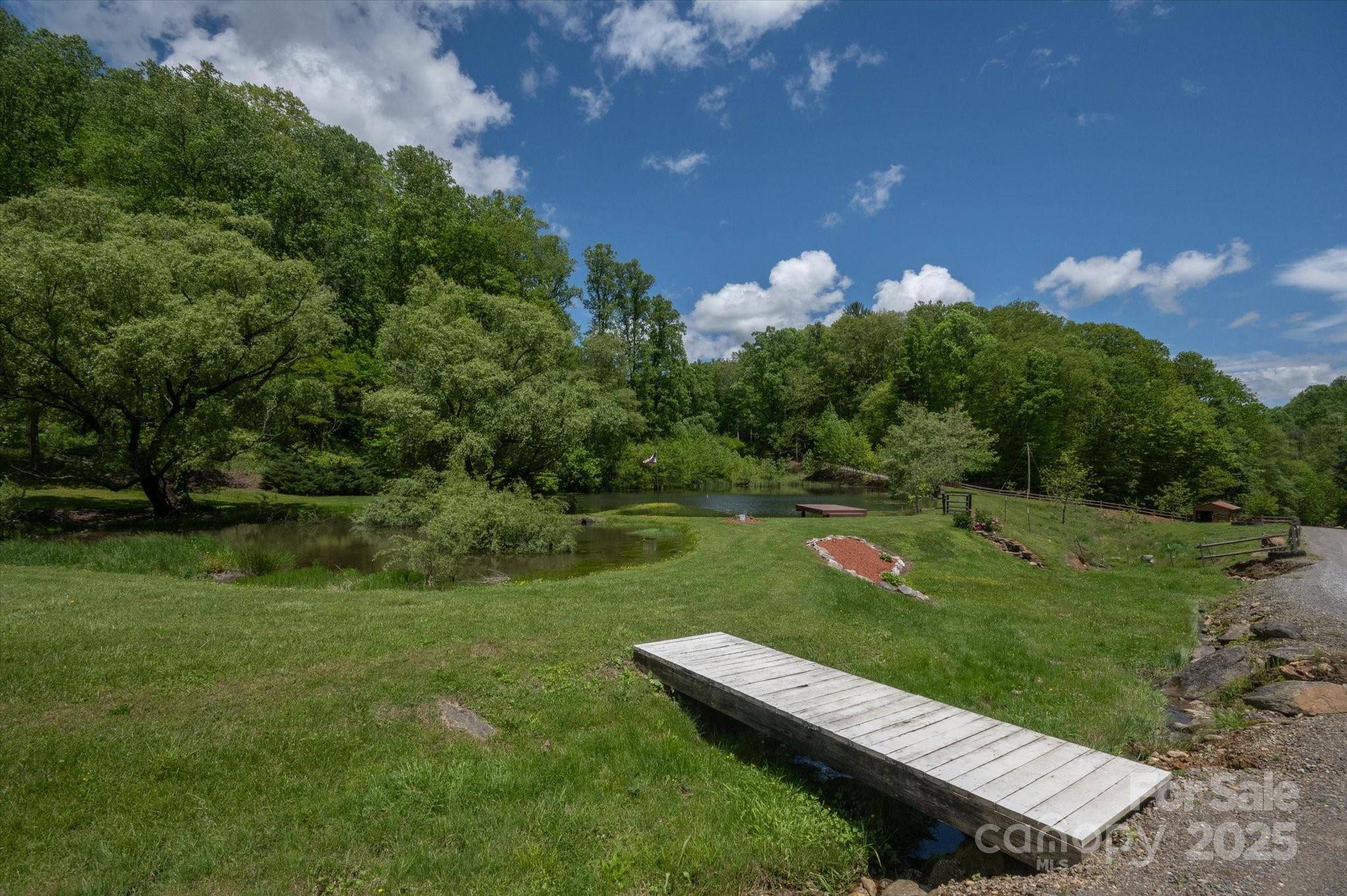 Waynesville, NC 28785,508 Slippery Rock RD