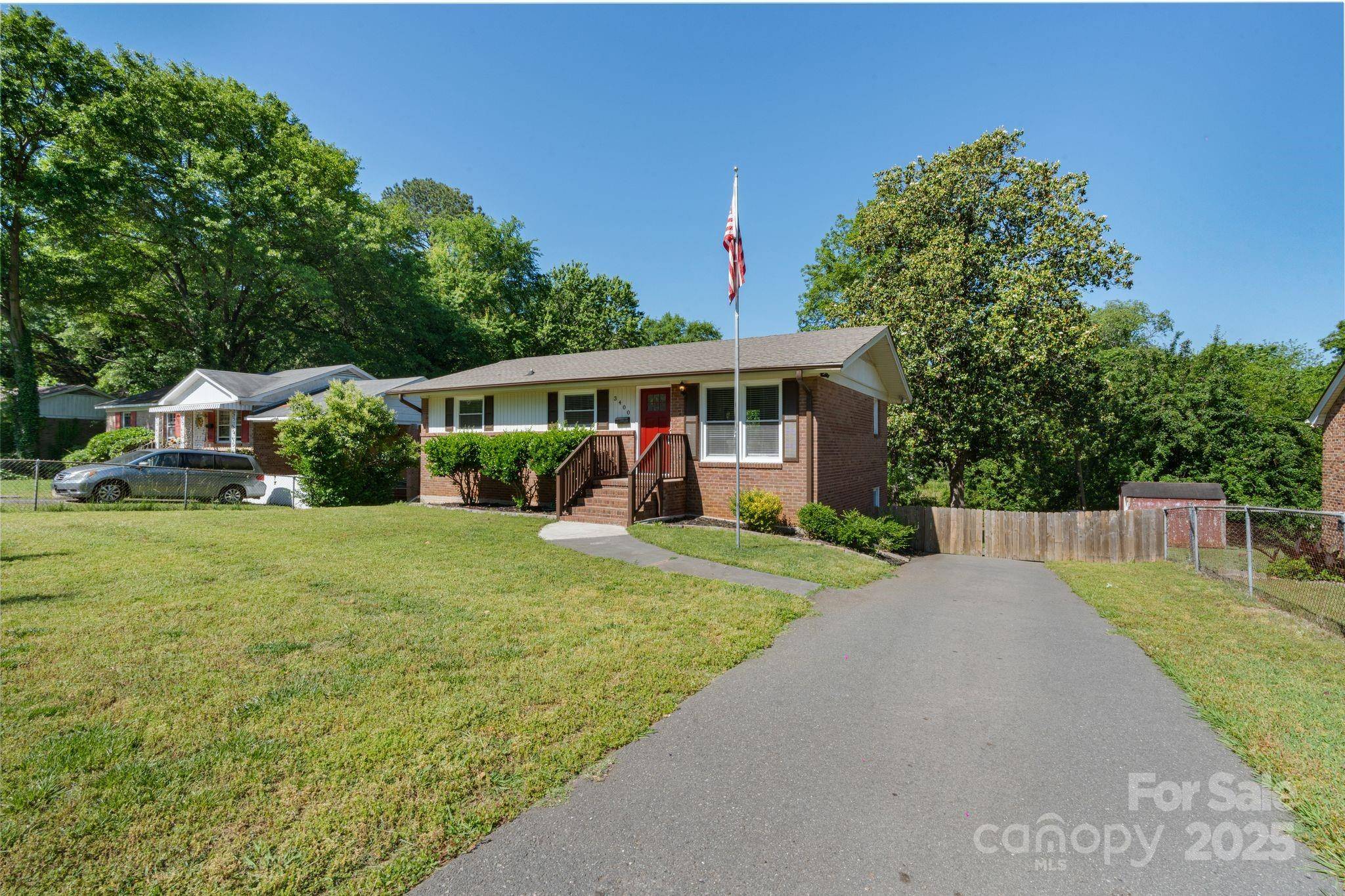 Charlotte, NC 28217,3400 Barfield DR