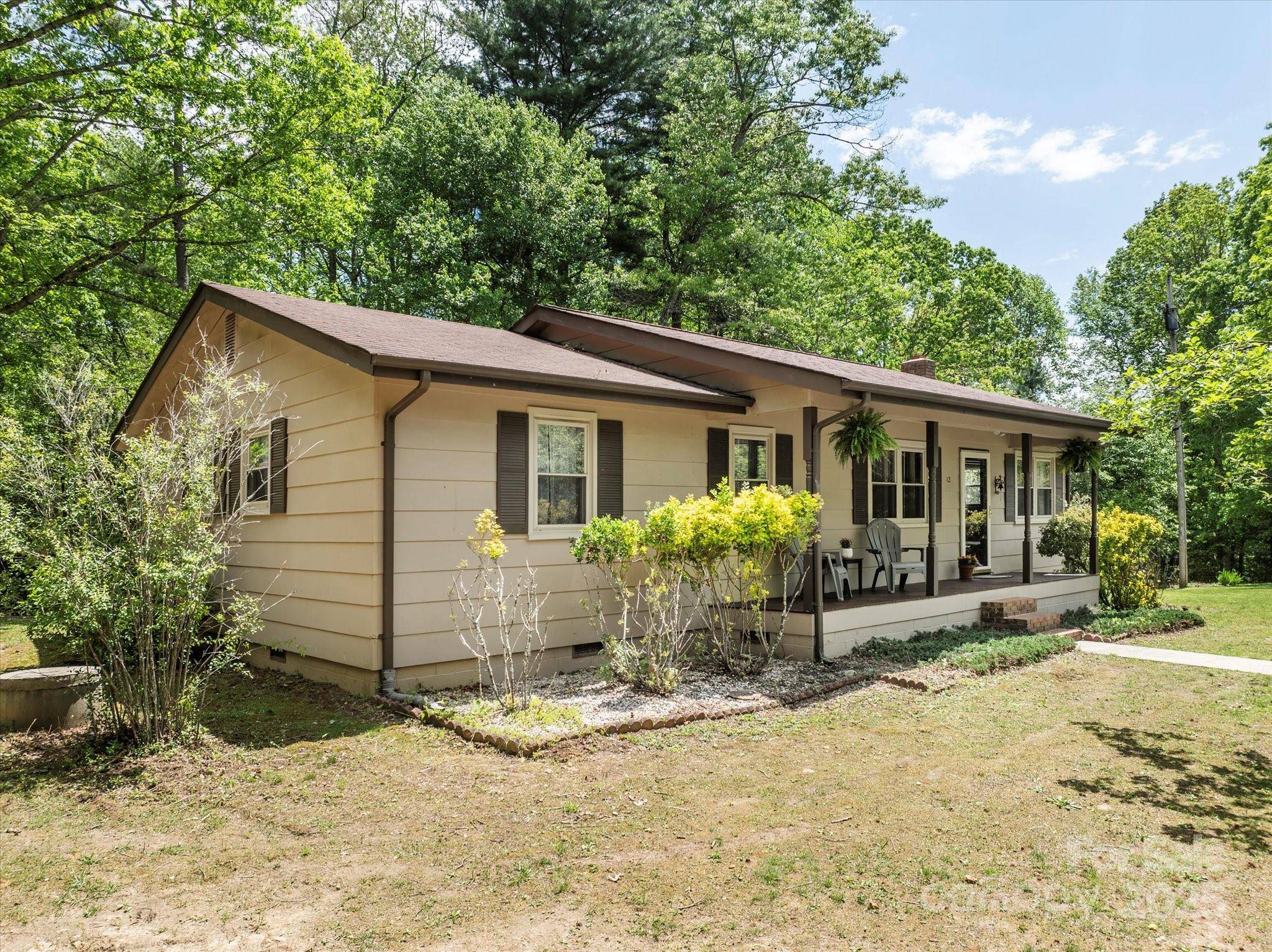 Arden, NC 28704,12 Thumper LN