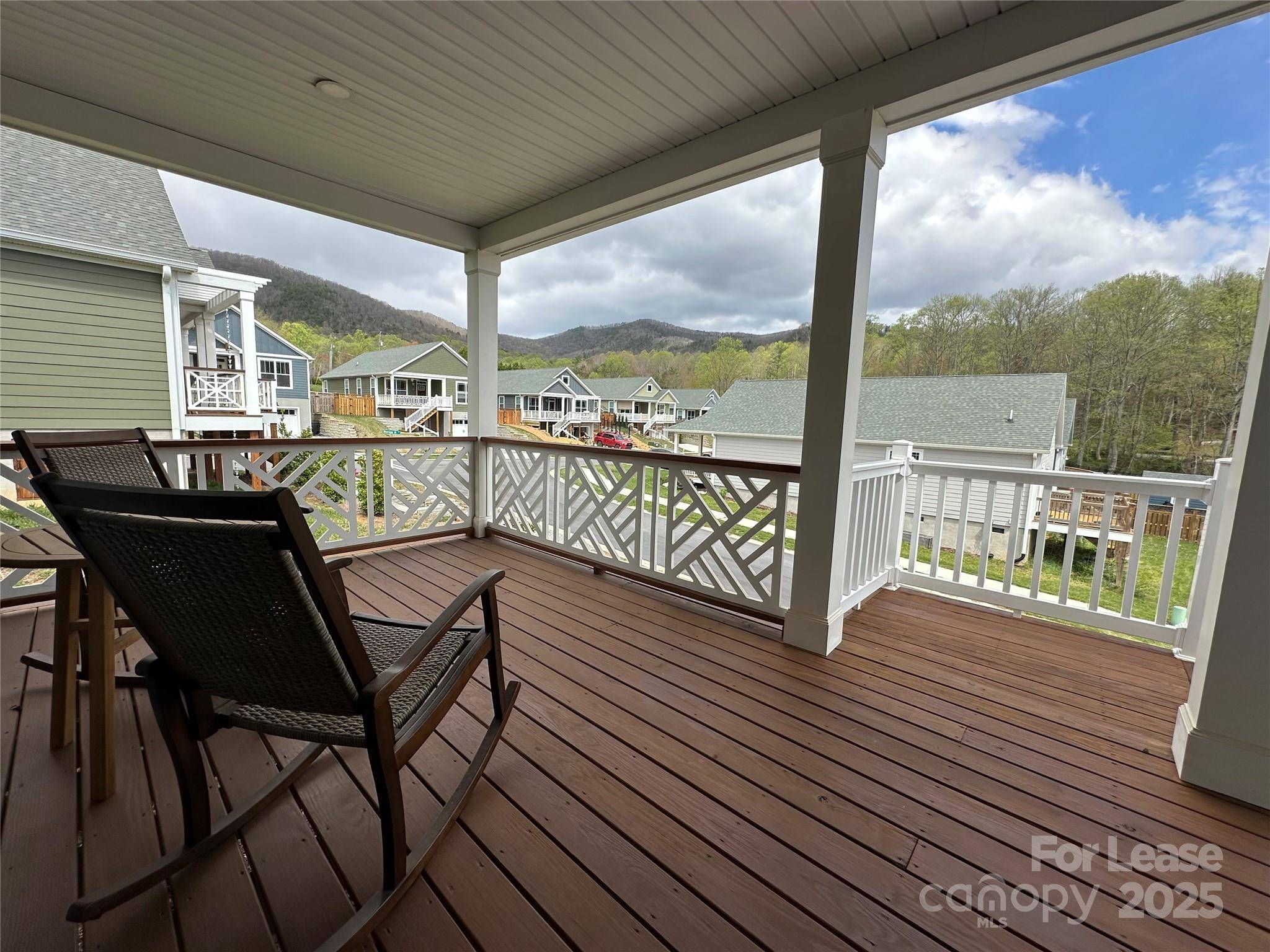 Black Mountain, NC 28711,1205 Seven Sisters LN