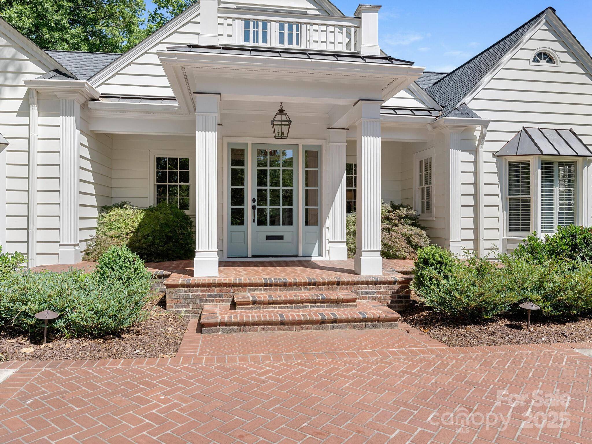 Charlotte, NC 28211,2410 Vernon DR