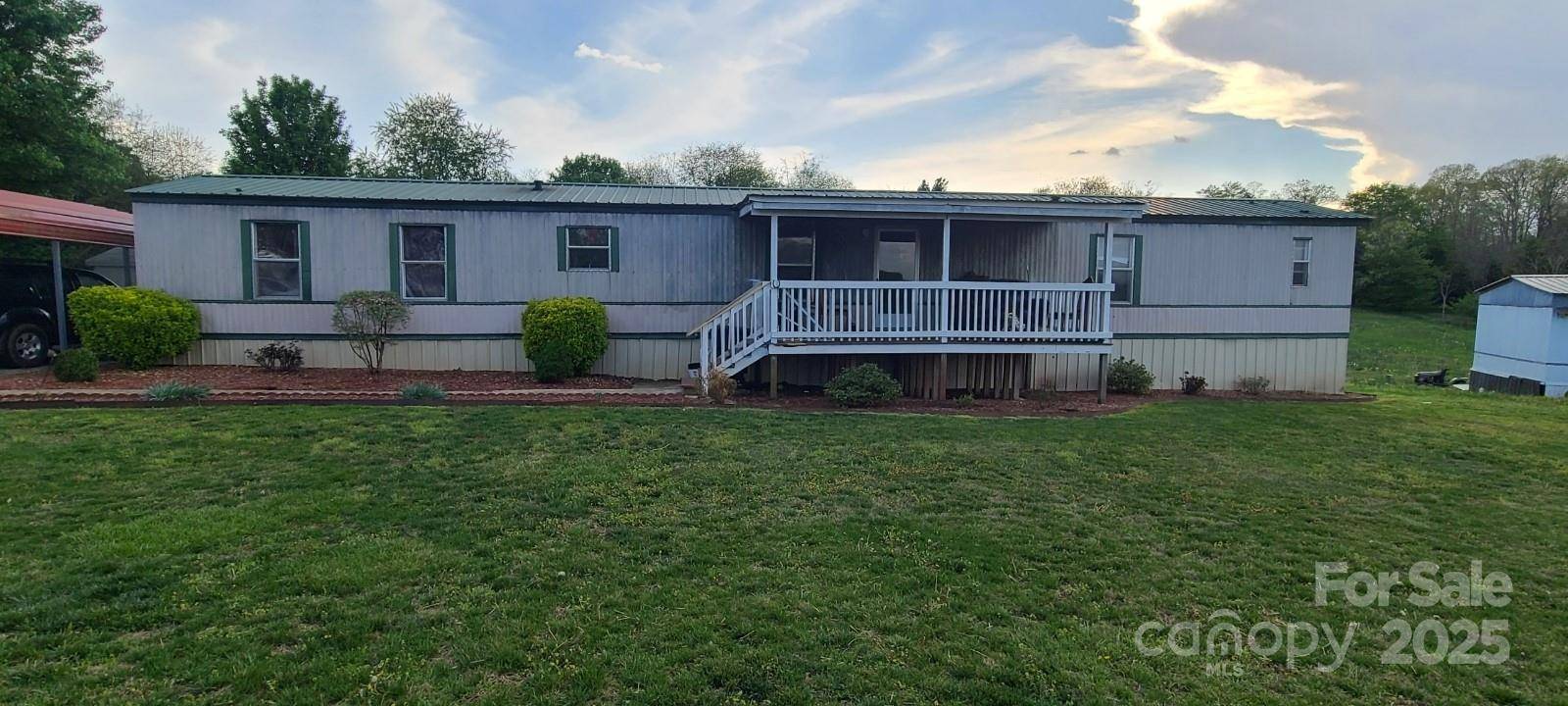 Harmony, NC 28634,181 Trivette RD