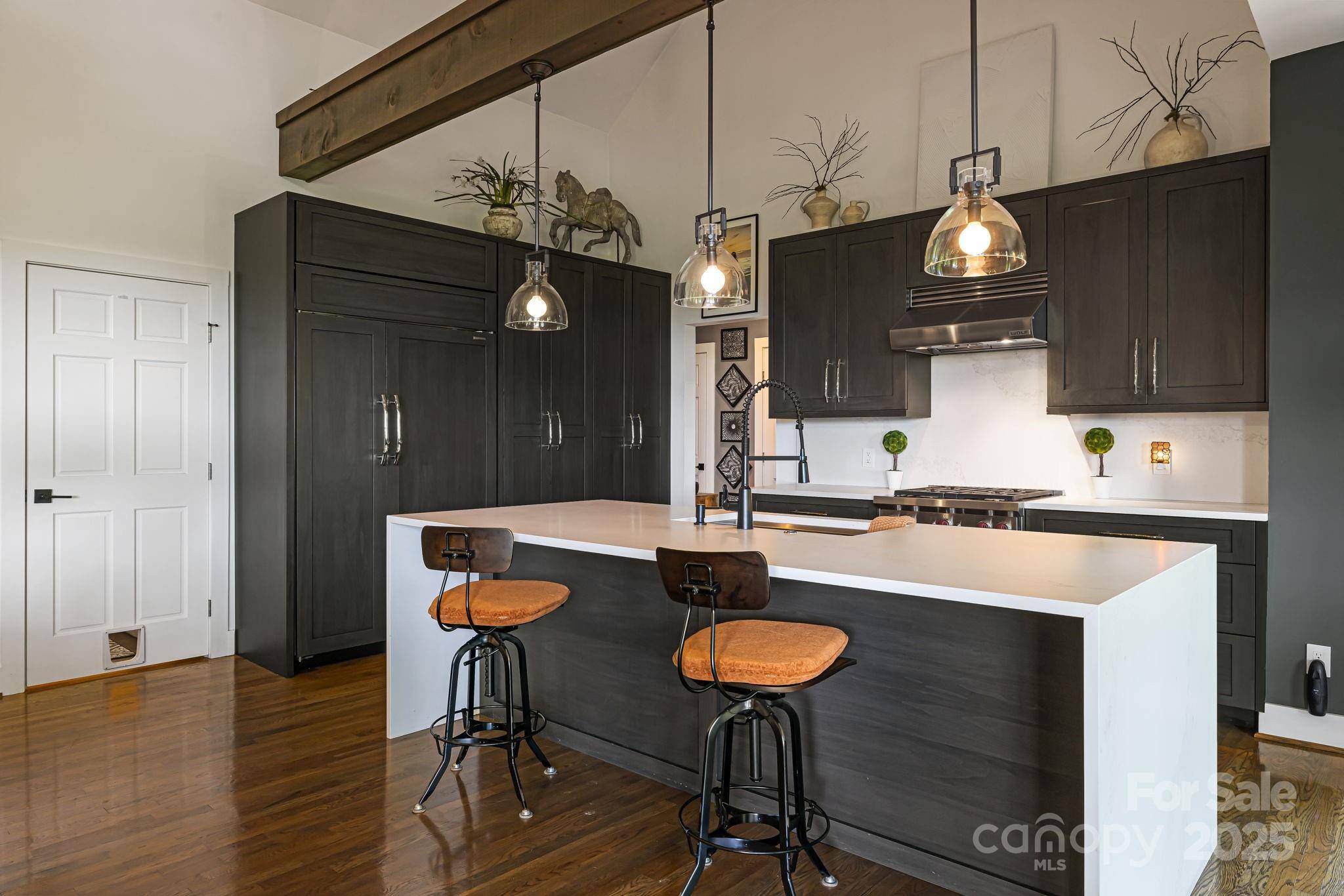 Fletcher, NC 28732,5 Saddle RDG