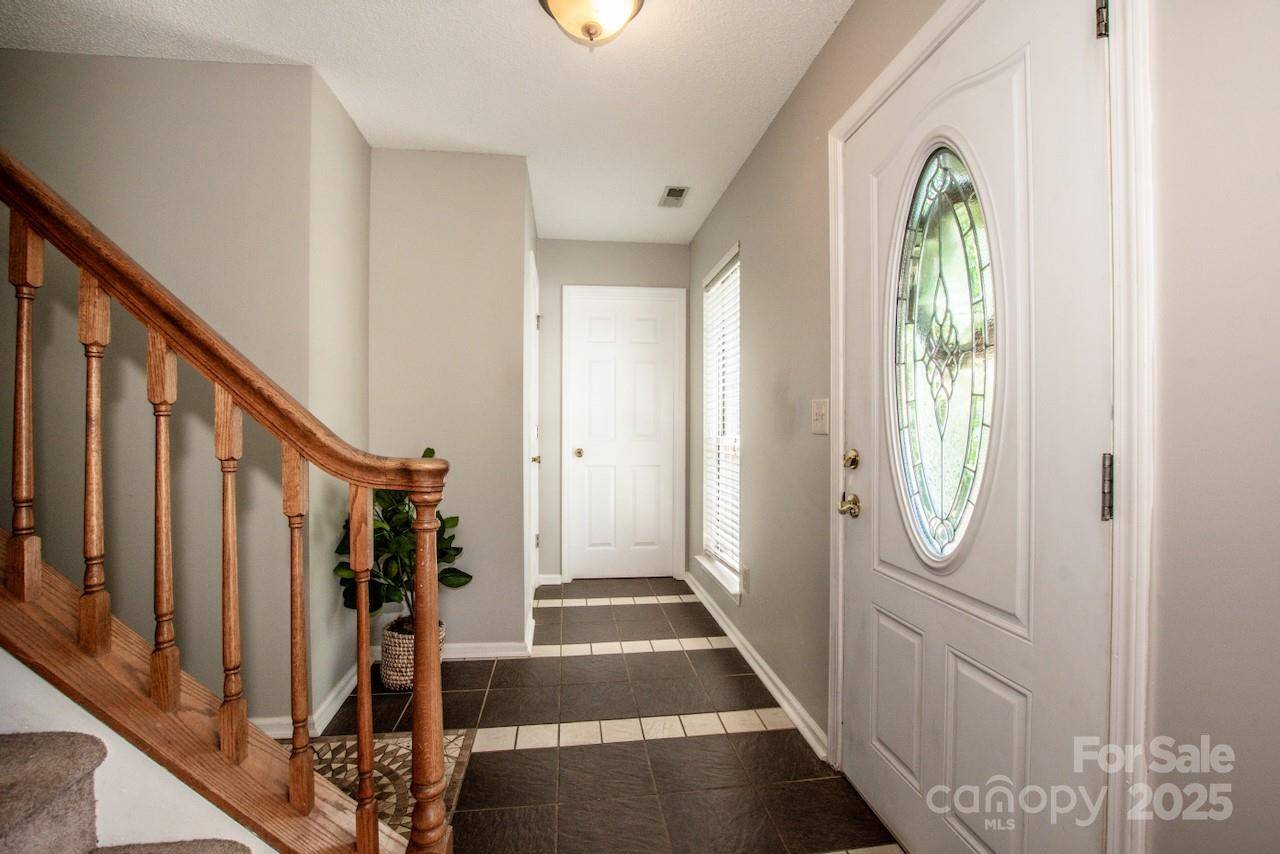 Mooresville, NC 28117,292 Rose ST