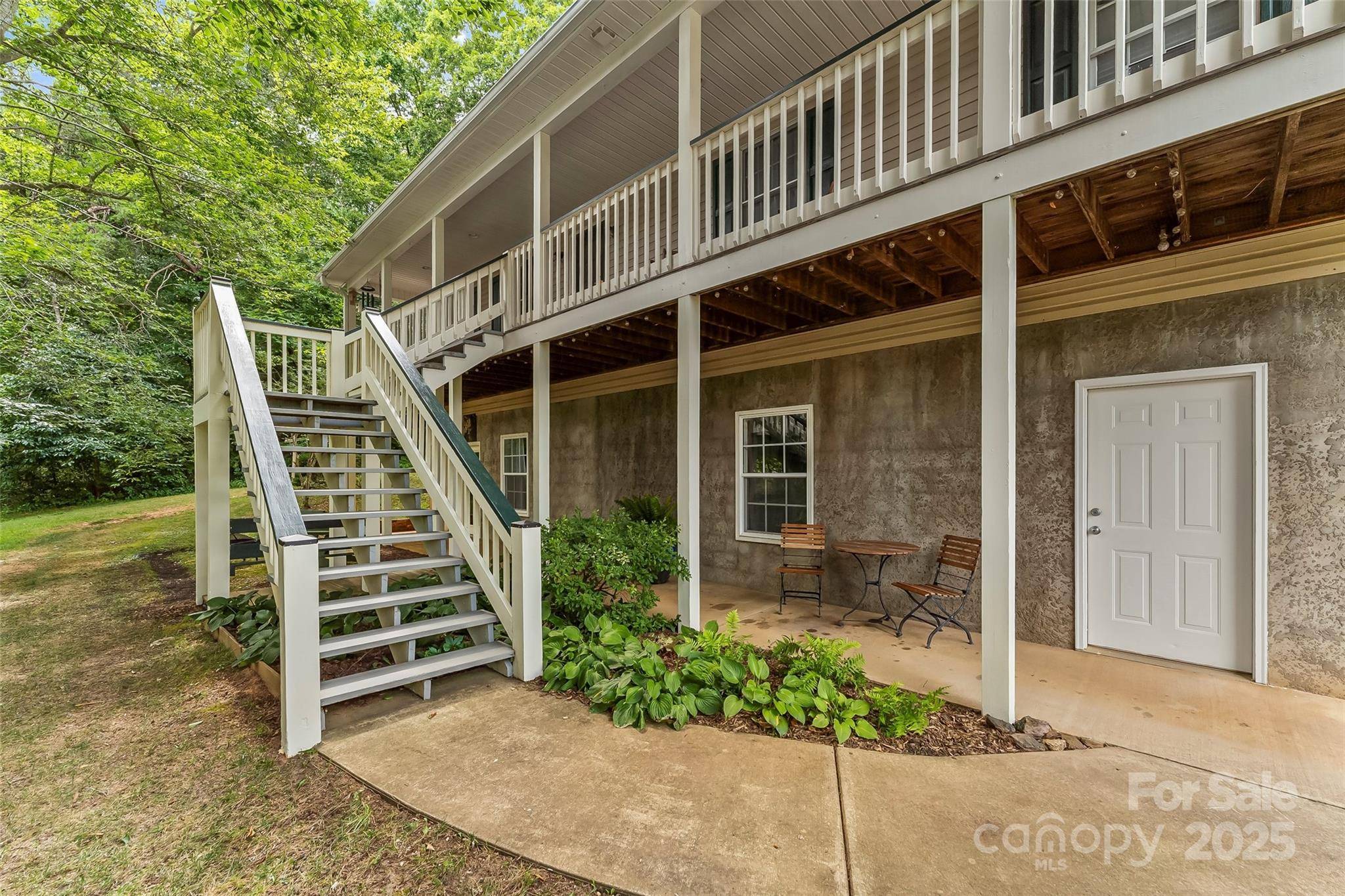 Weaverville, NC 28787,178 Herron Cove RD
