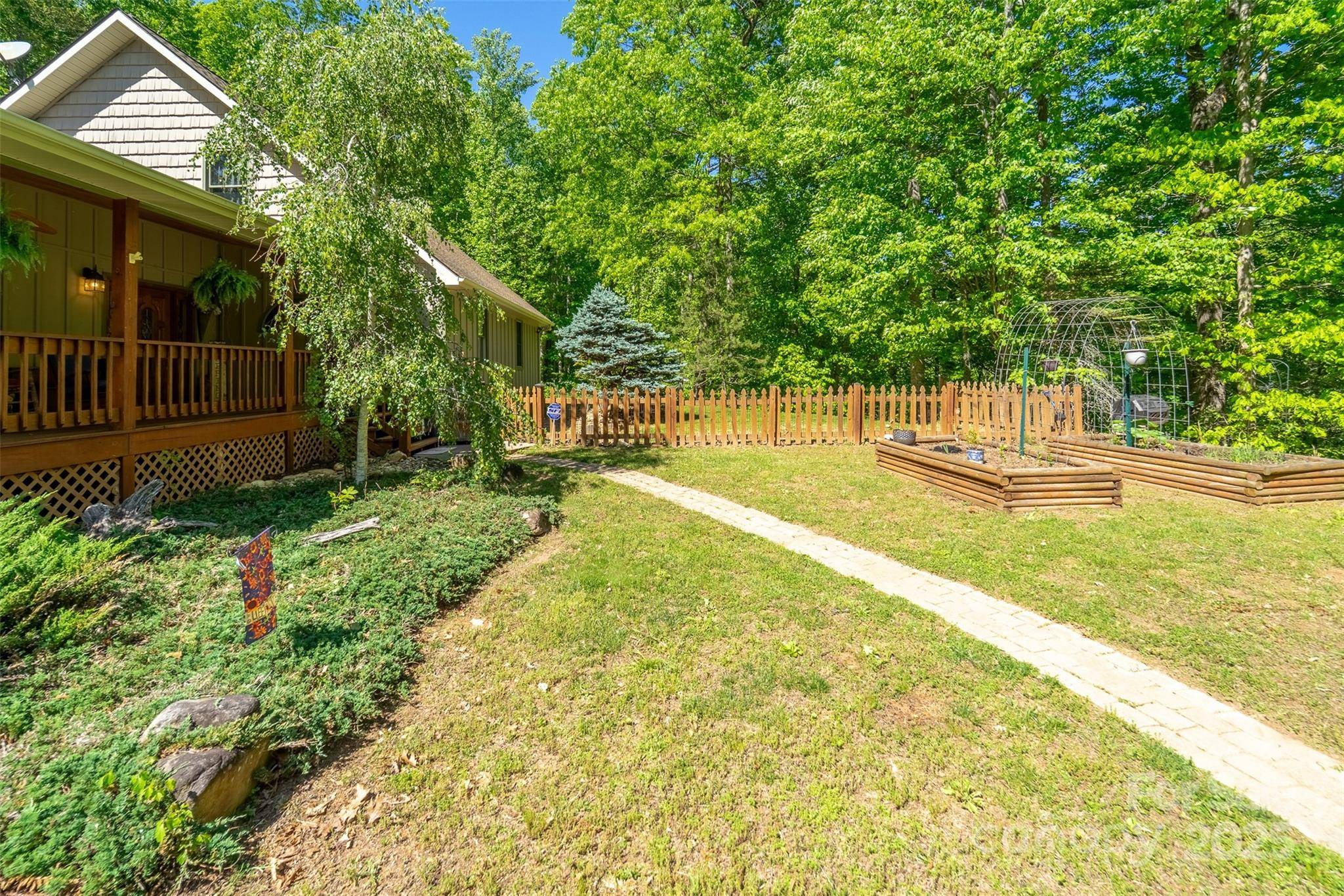 Sylva, NC 28779,211 Natural TRL