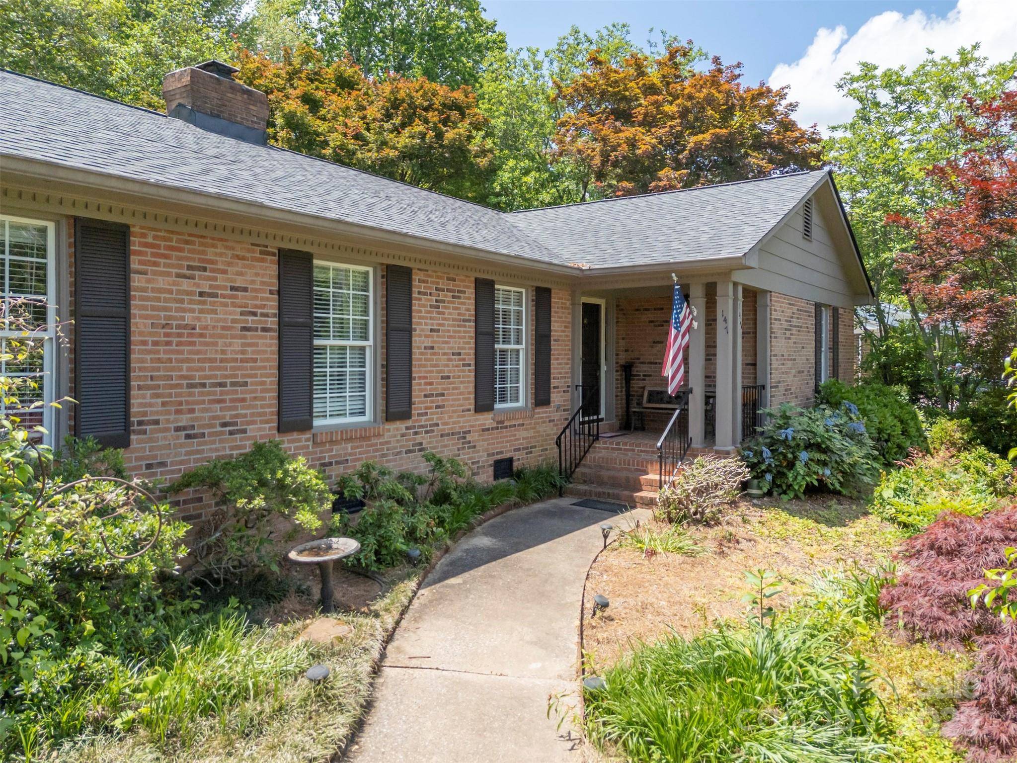 Rutherfordton, NC 28139,147 Anne ST