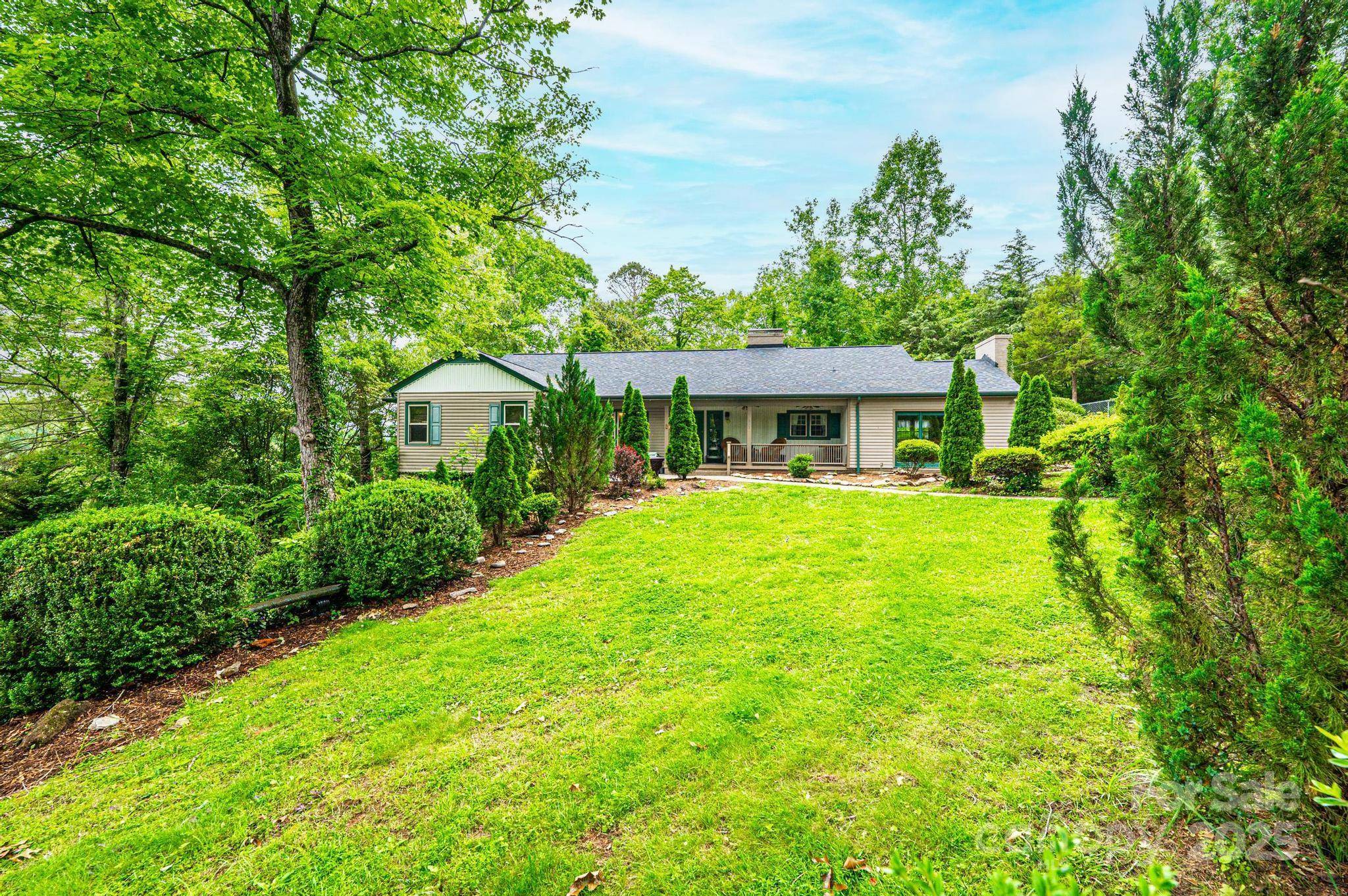 Lenoir, NC 28645,317 SE Tremont Park CIR SE