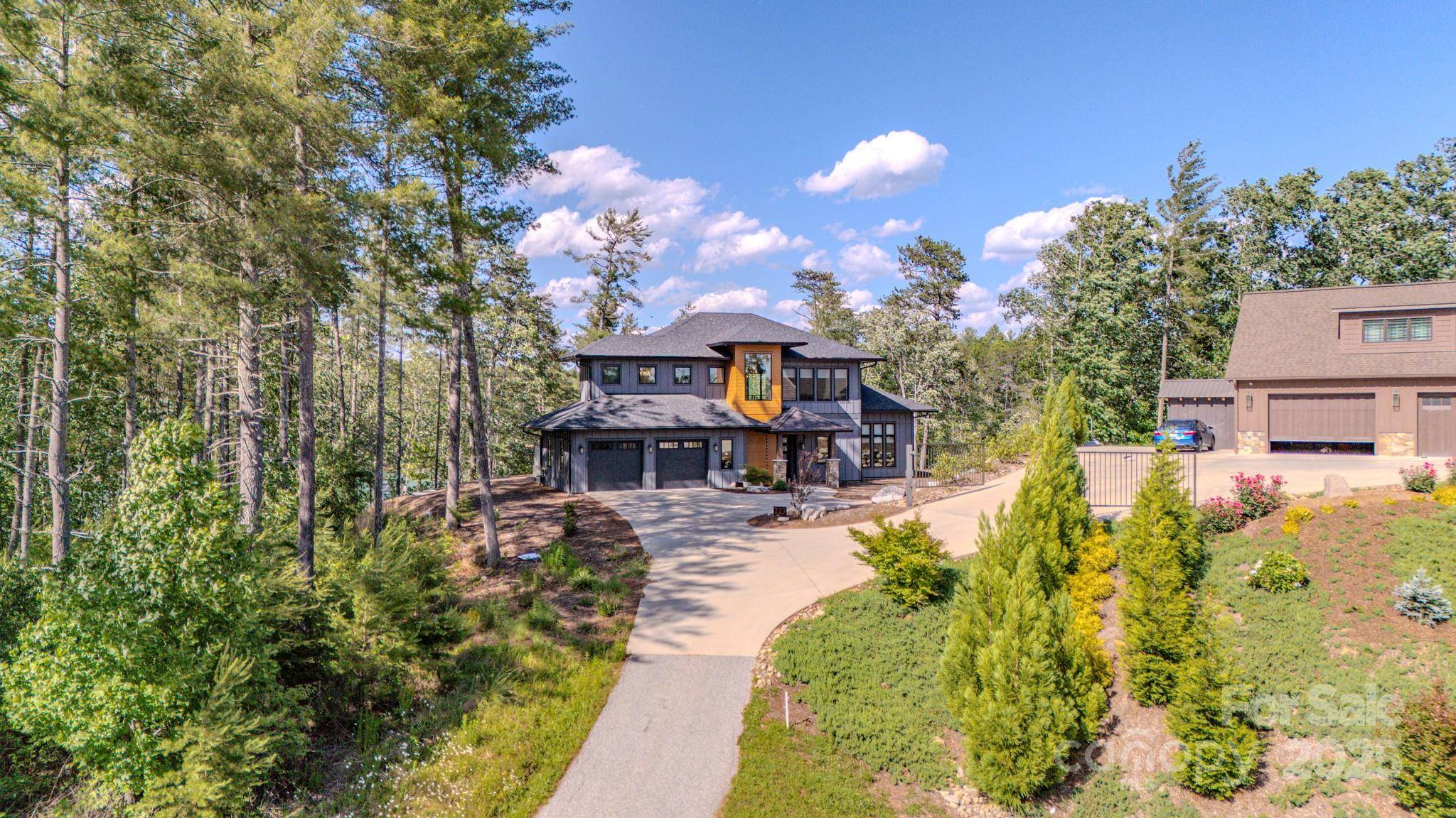 Nebo, NC 28761,223 Linville View DR