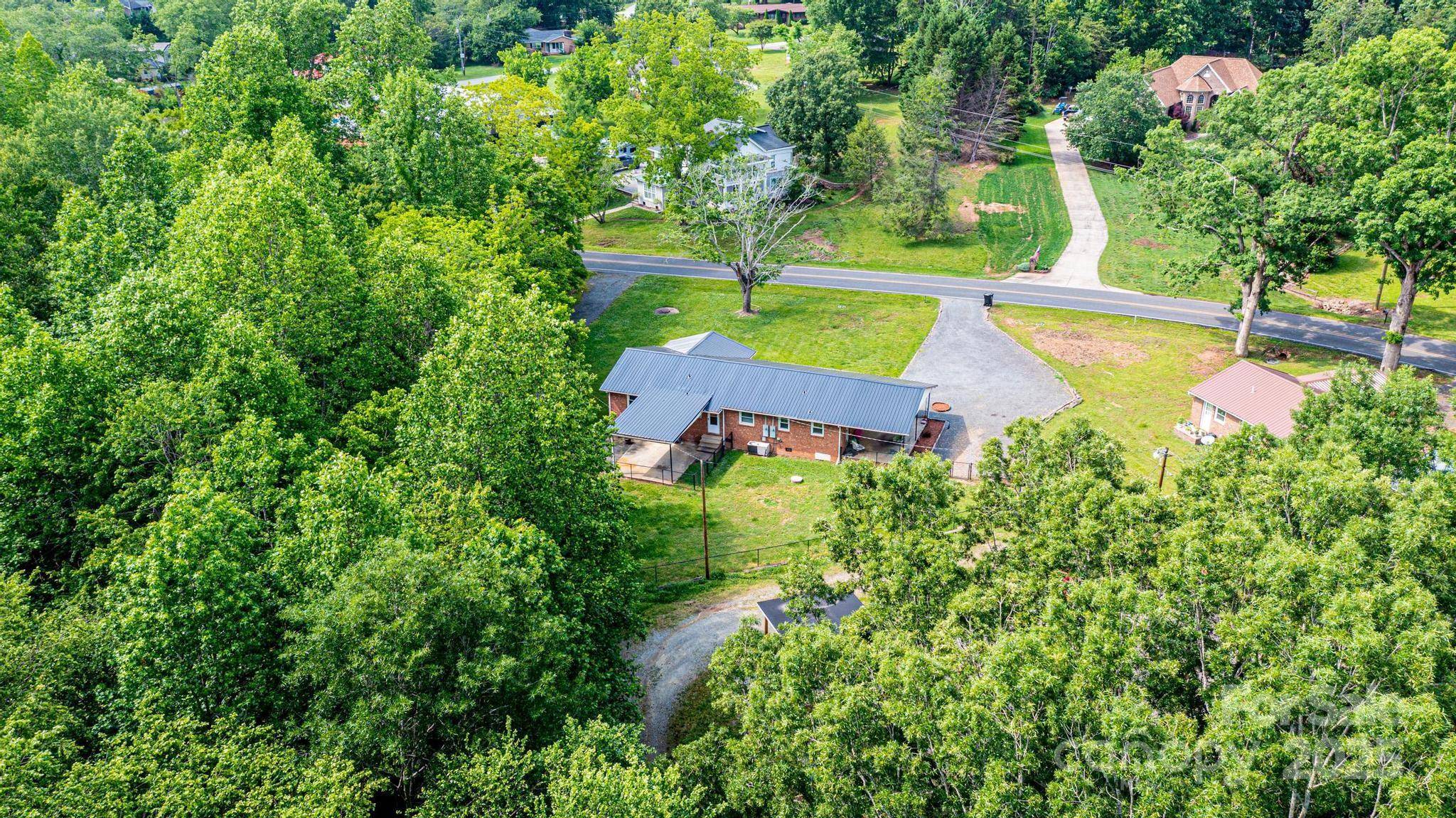 Lincolnton, NC 28092,1094 / 1092 Curve View RD