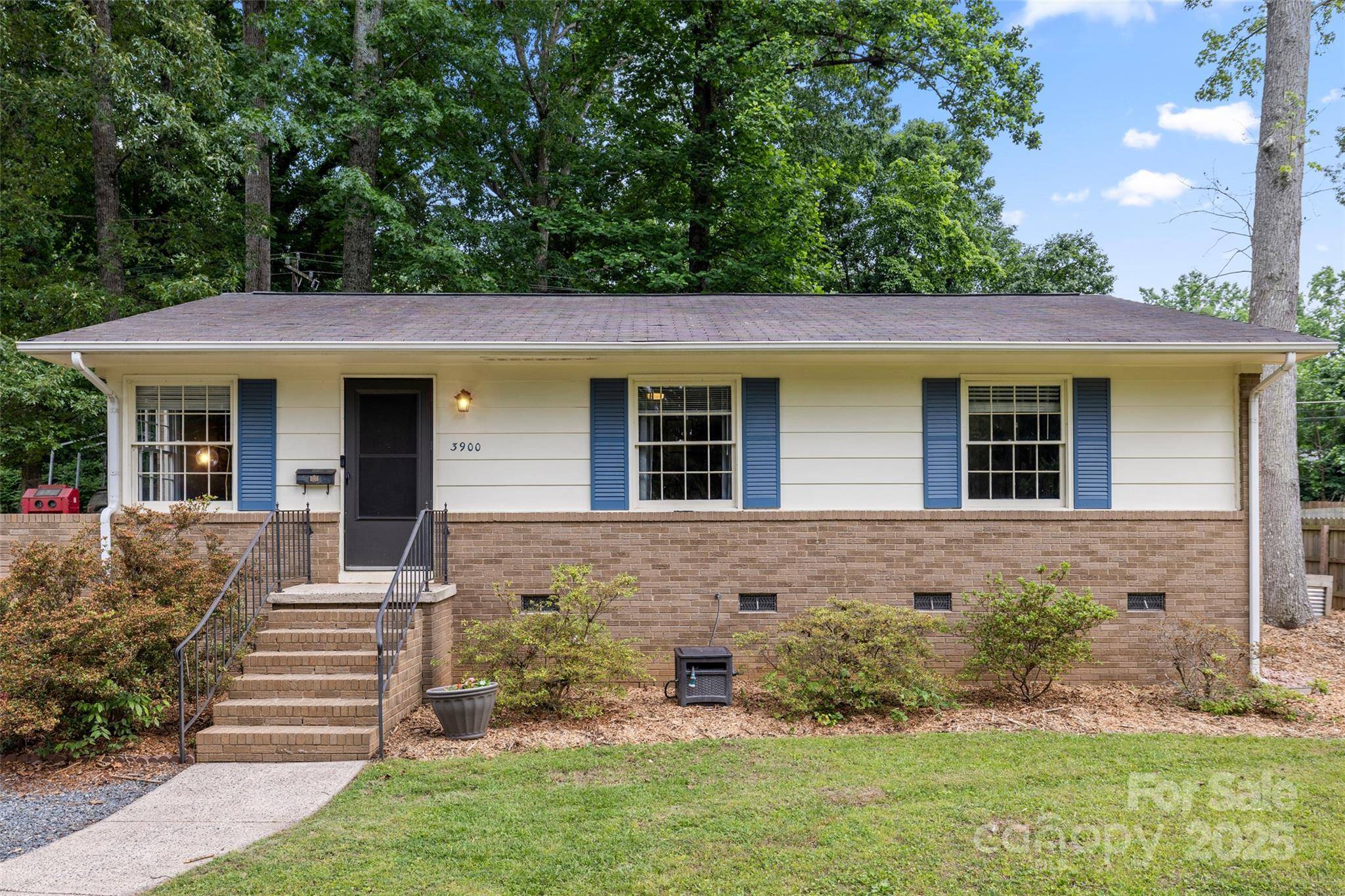 Charlotte, NC 28215,3900 Langley RD