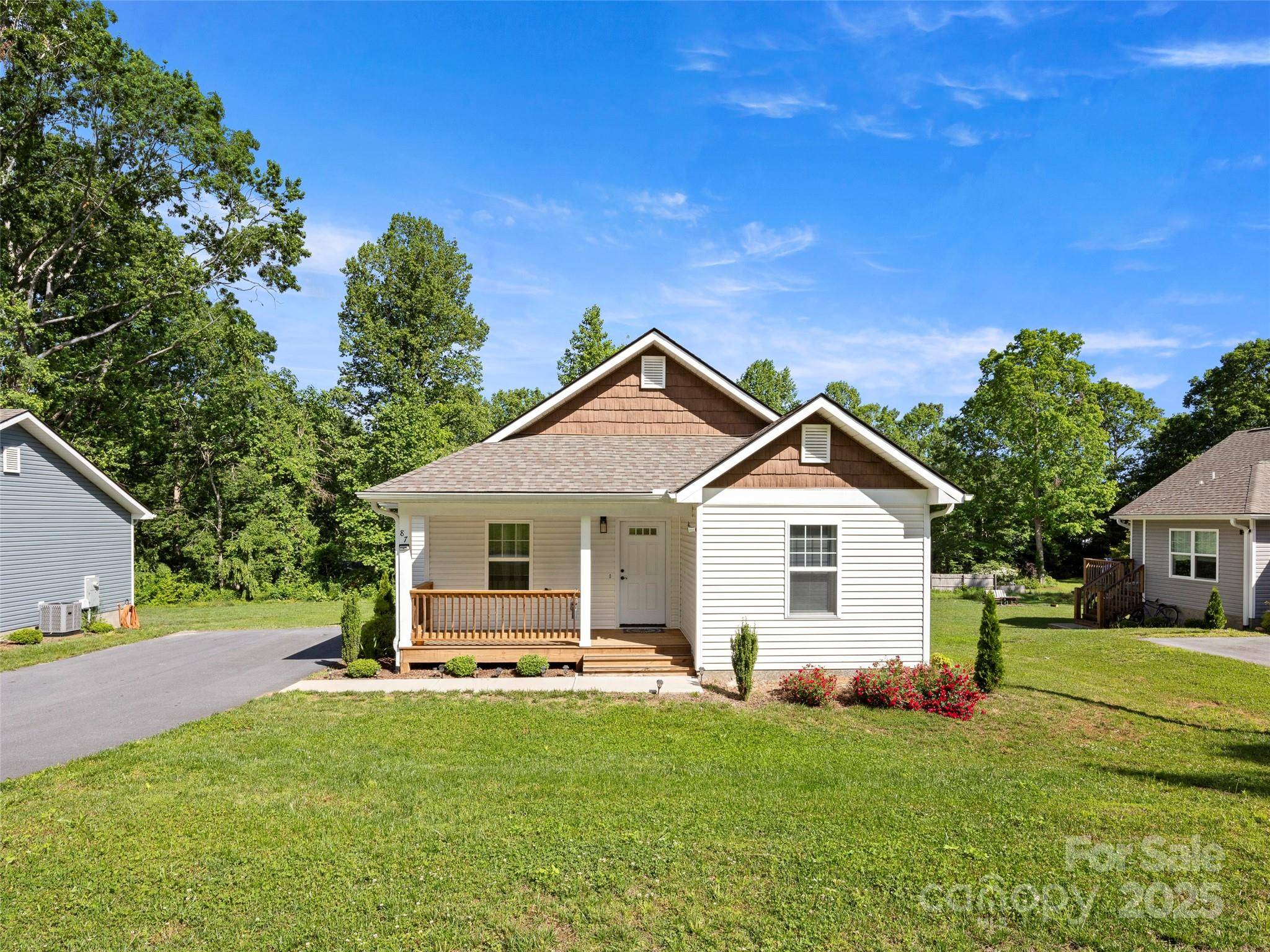 Flat Rock, NC 28731,87 Markley DR