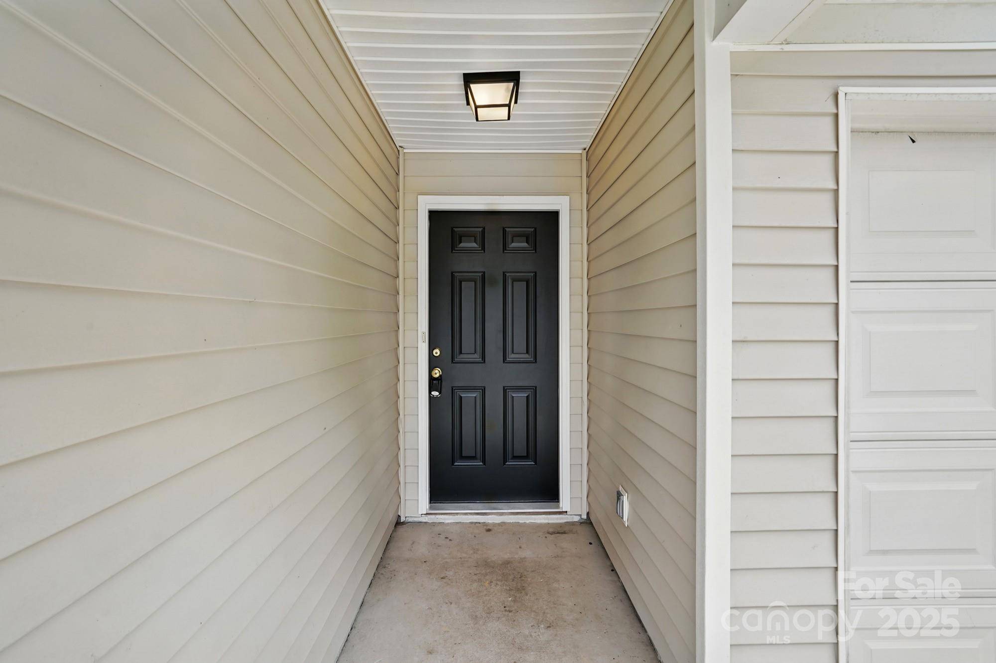 Charlotte, NC 28215,13408 Golden Apple CT
