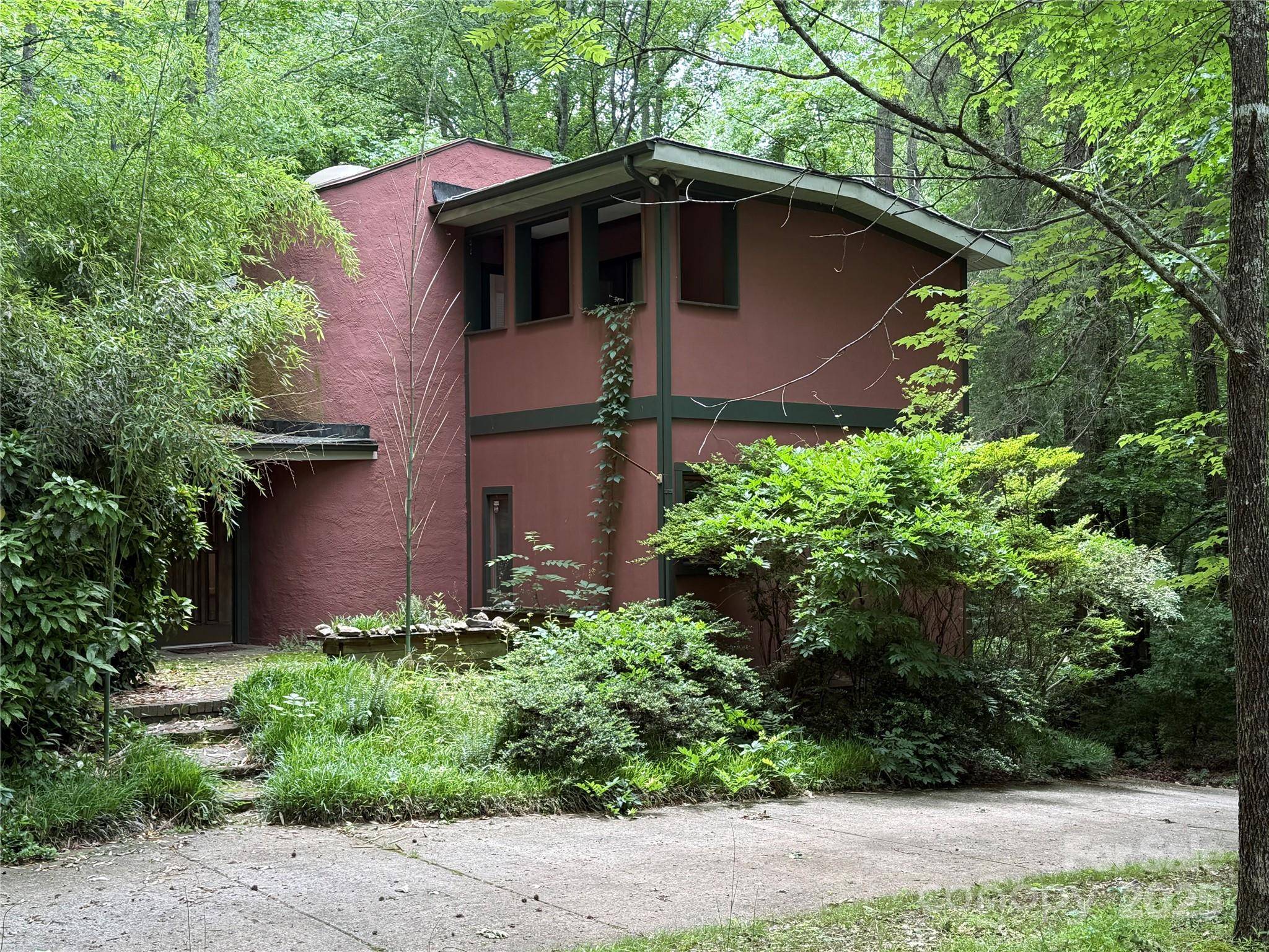 Charlotte, NC 28226,1451 Blueberry LN
