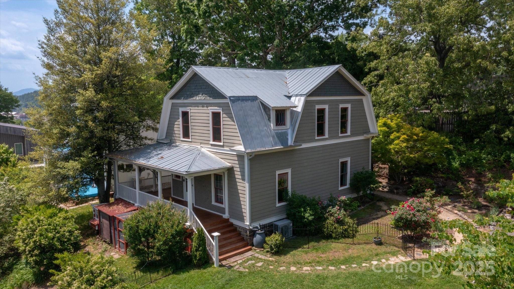 Asheville, NC 28801,31 Jefferson DR
