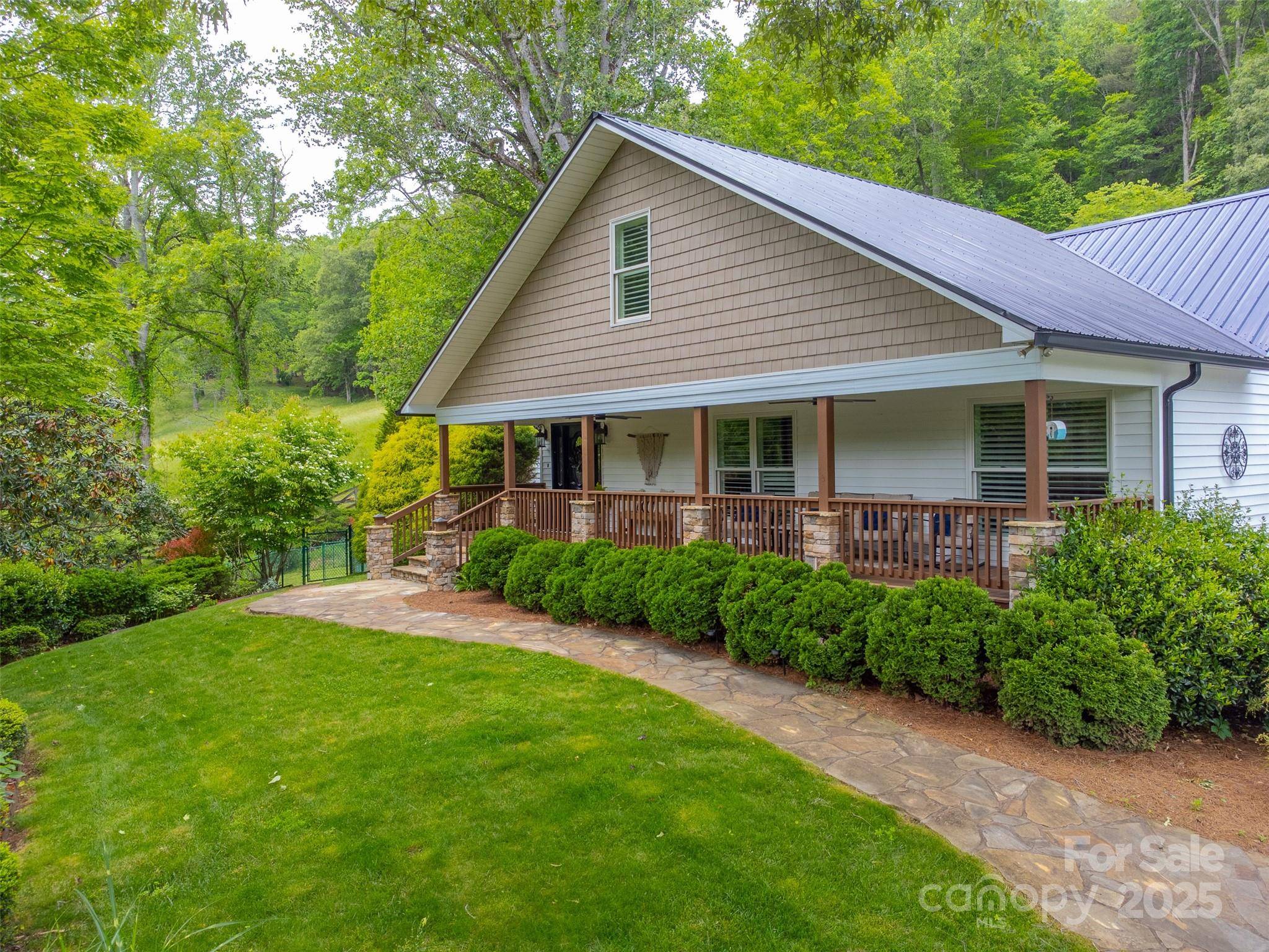 Franklin, NC 28734,3407 Patton RD