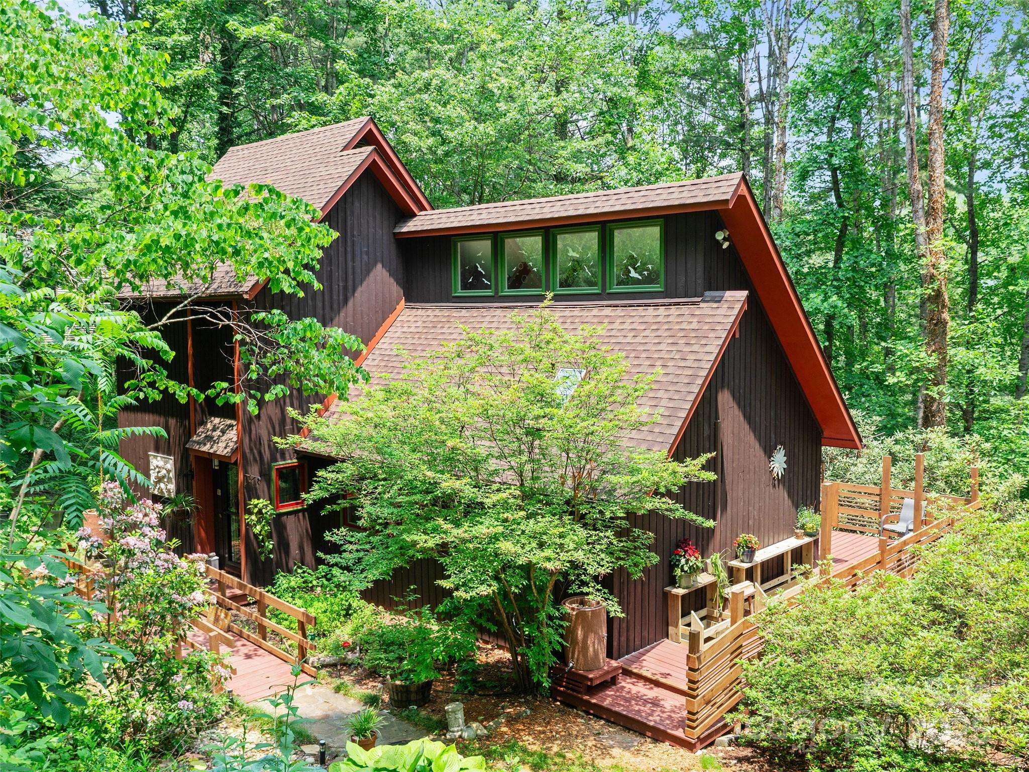 Burnsville, NC 28714,278 Mount View DR