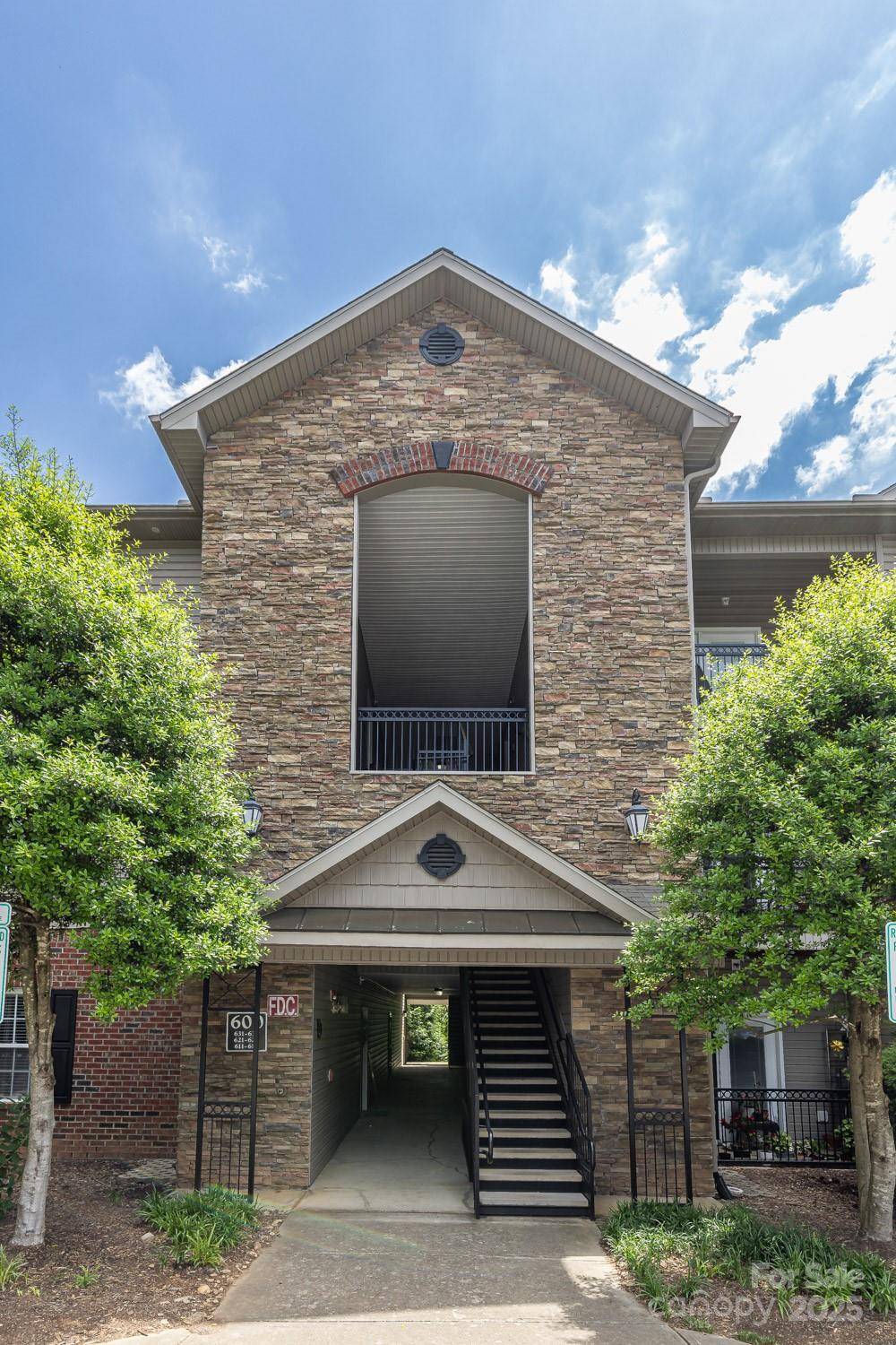 Asheville, NC 28803,611 Appeldoorn CIR #611